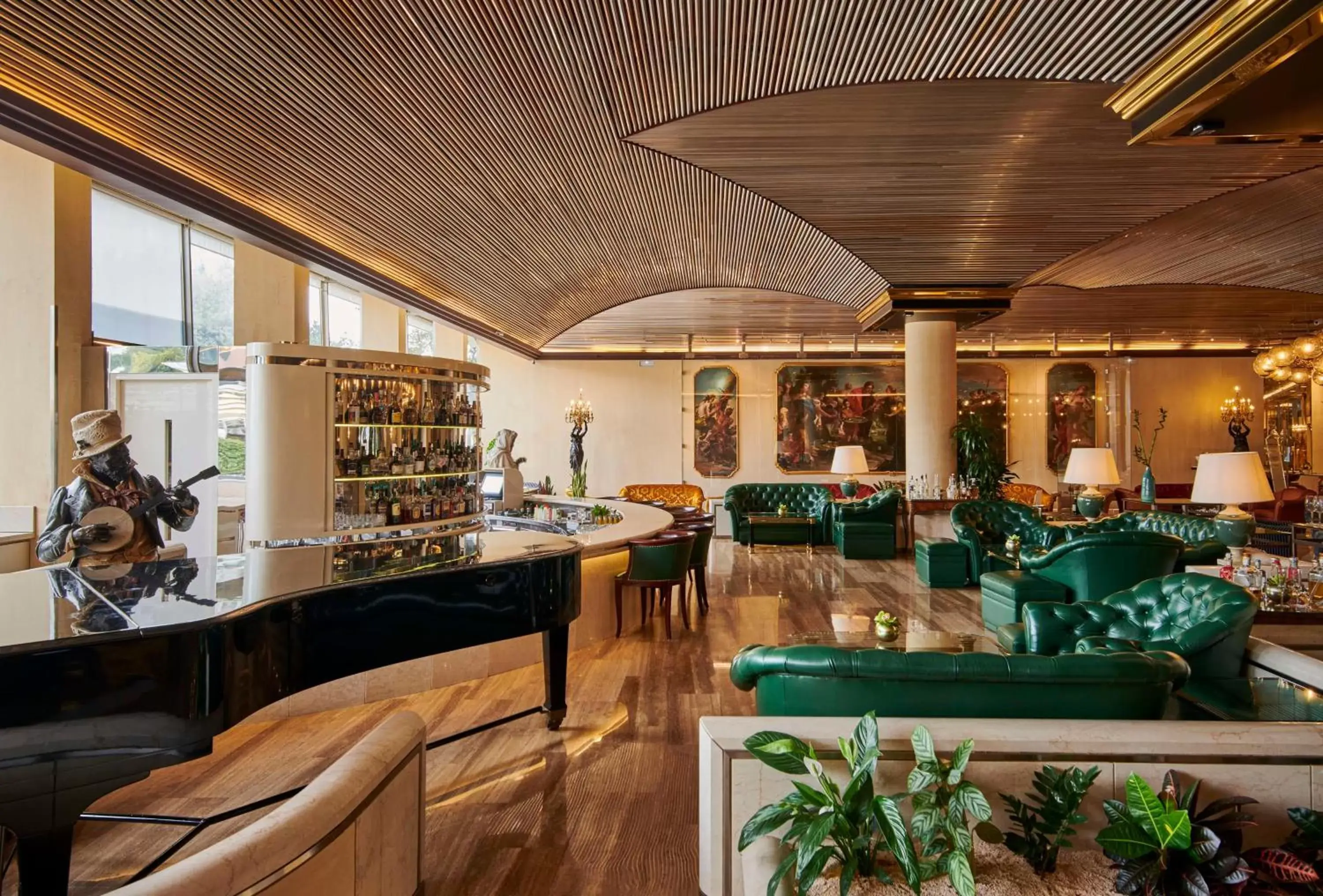 Lounge or bar, Lounge/Bar in Rome Cavalieri, A Waldorf Astoria Hotel