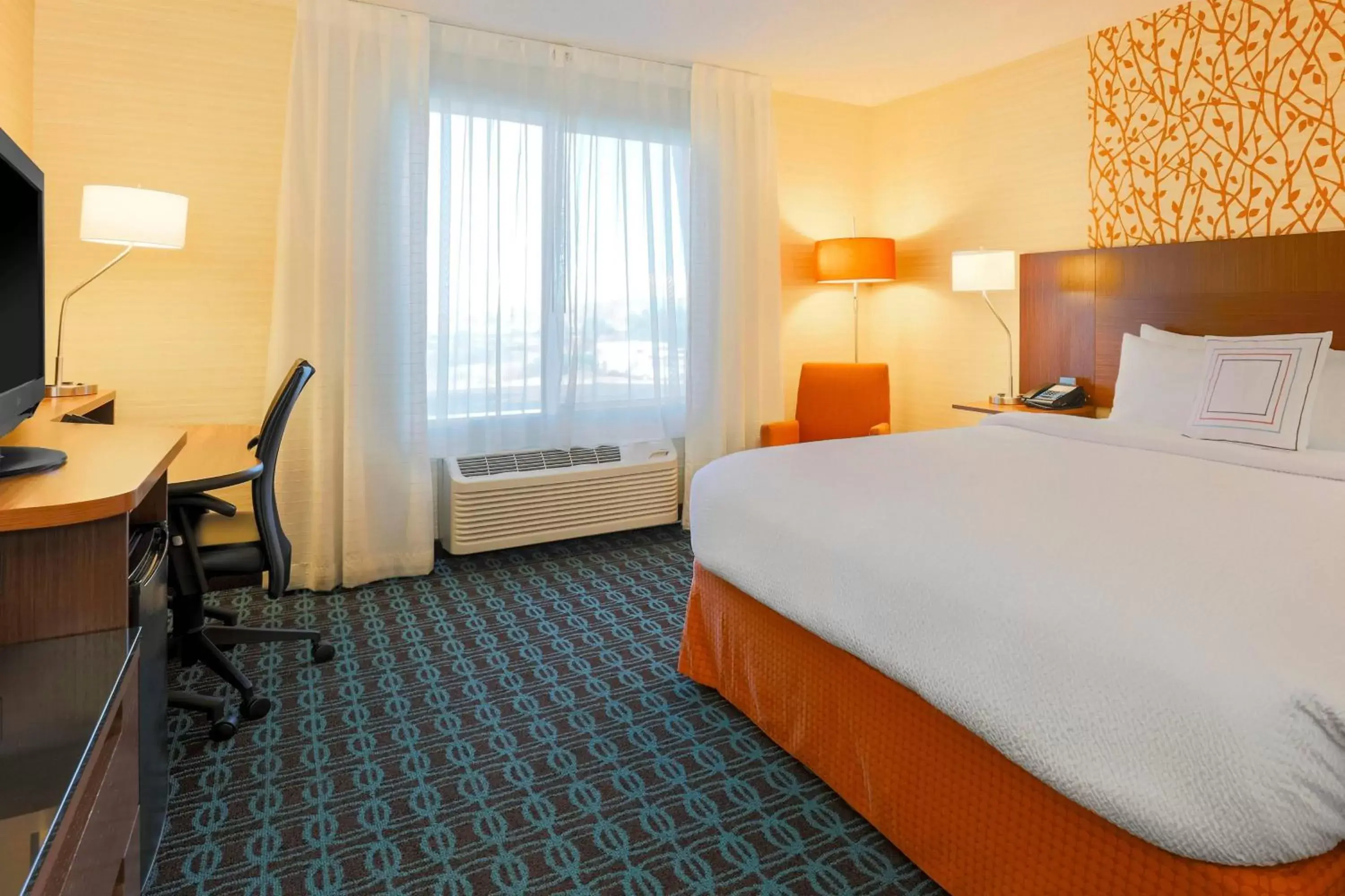 Photo of the whole room, Bed in Fairfield Inn & Suites by Marriott Yuma