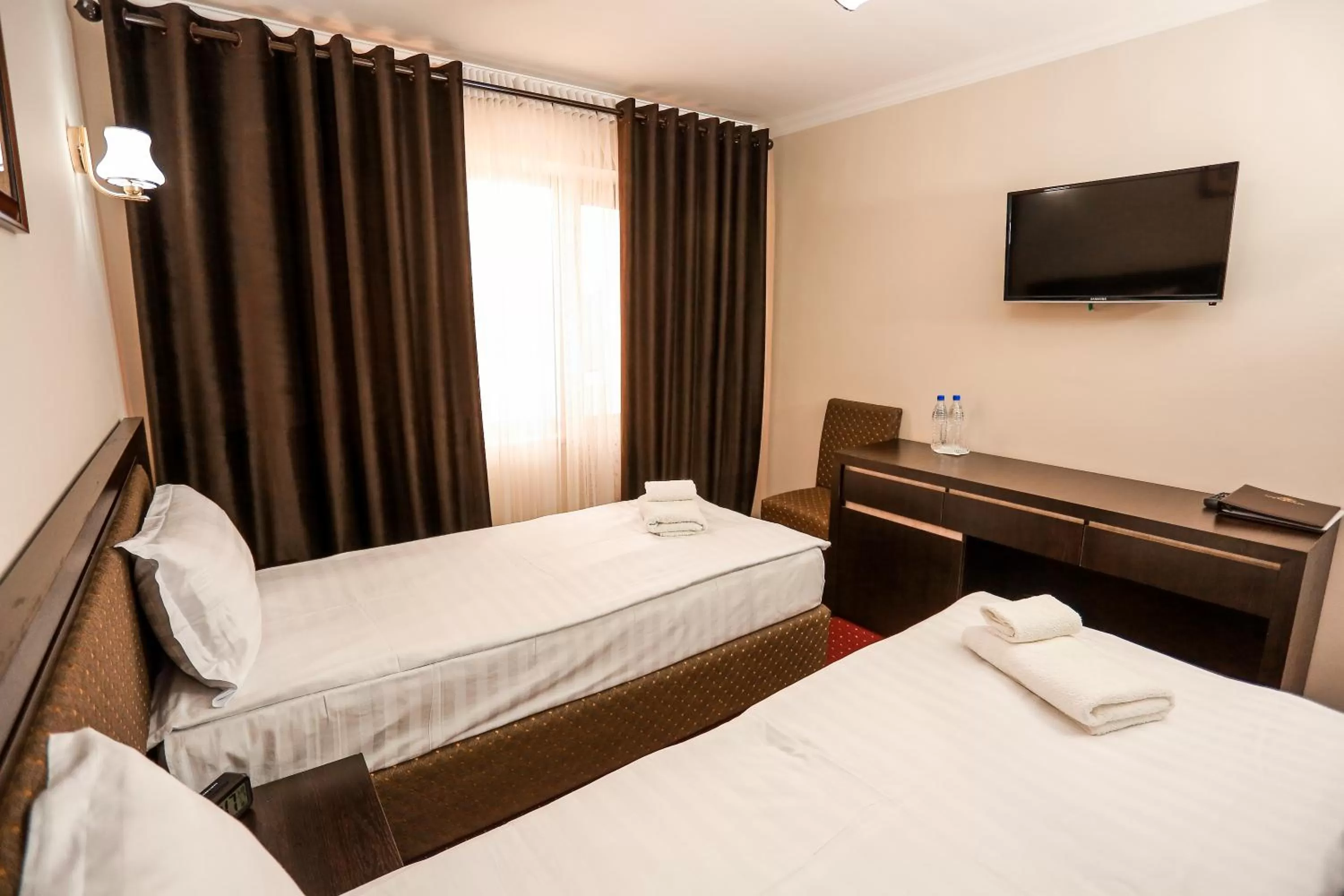 Photo of the whole room, Bed in Sugdiyon Hotel