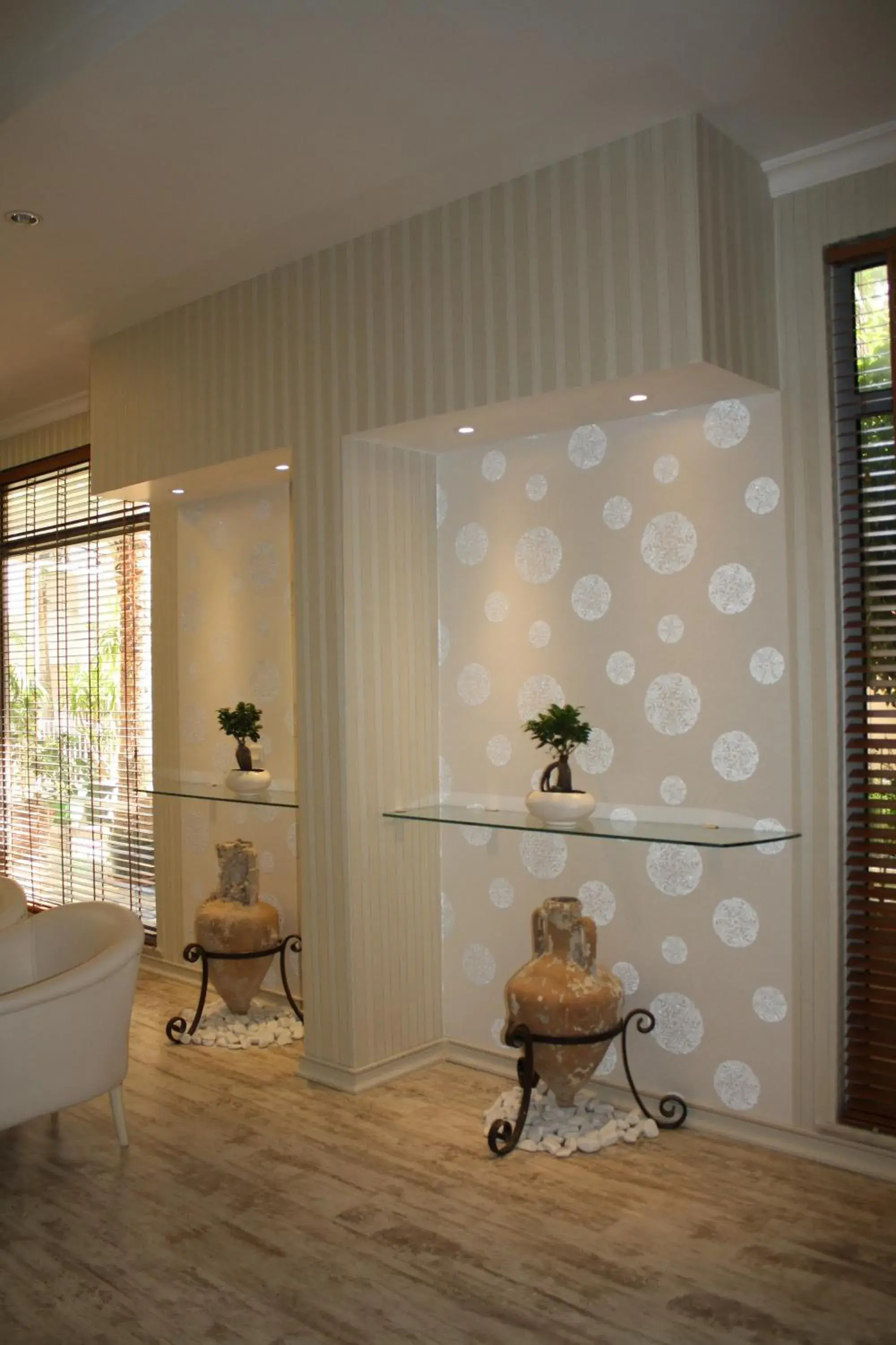 Lobby or reception, Bathroom in Romance Beach Hotel