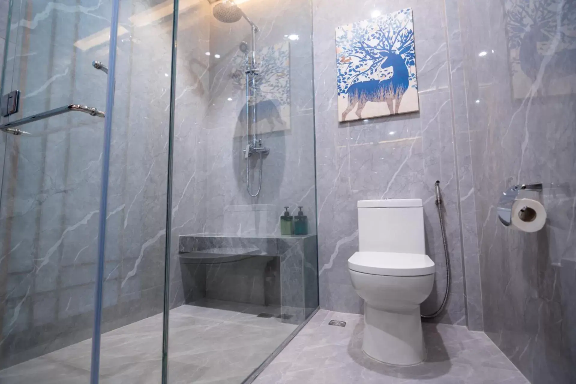 Bathroom in Gwandalan House