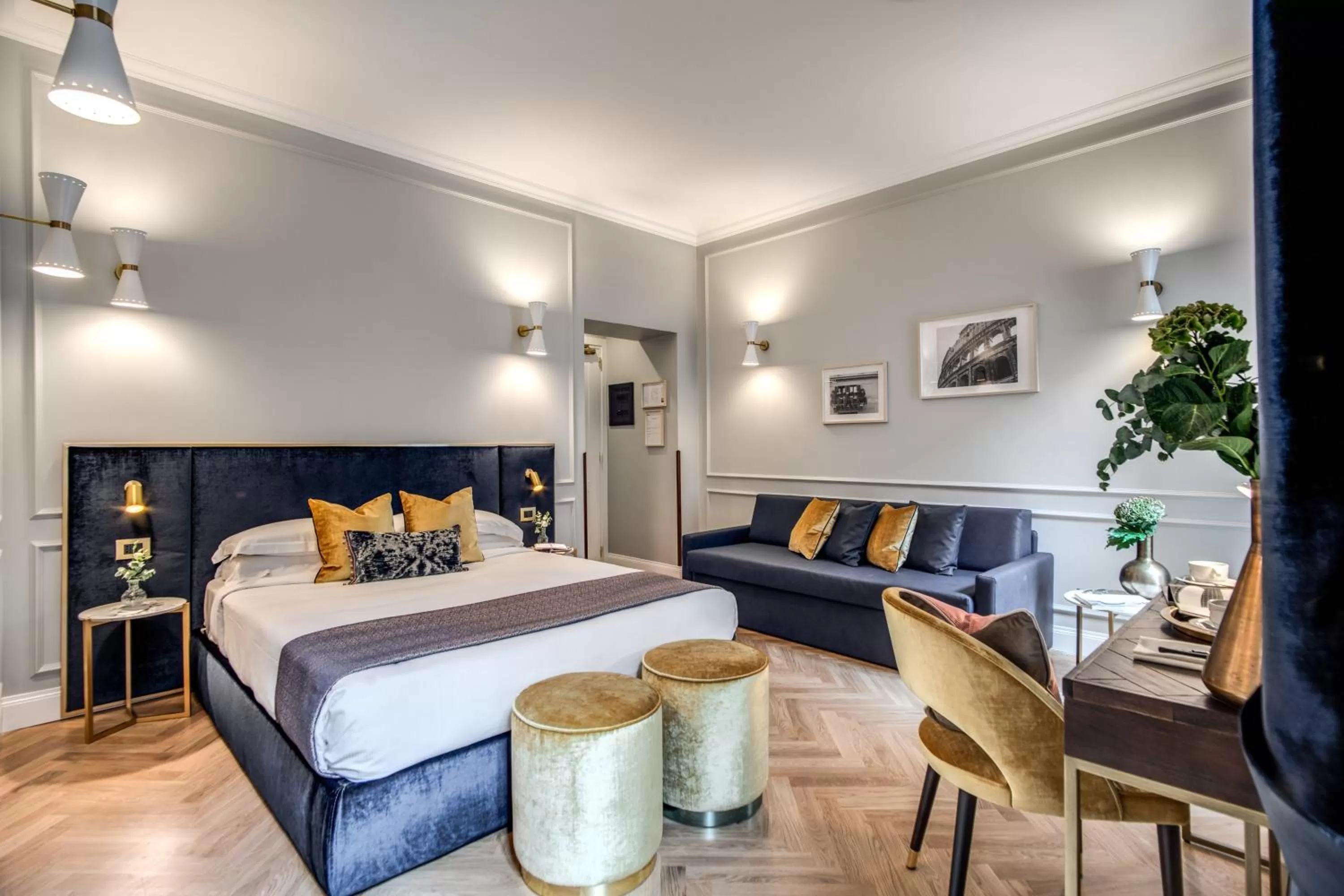 Bed in Tree Charme Augusto Boutique Hotel