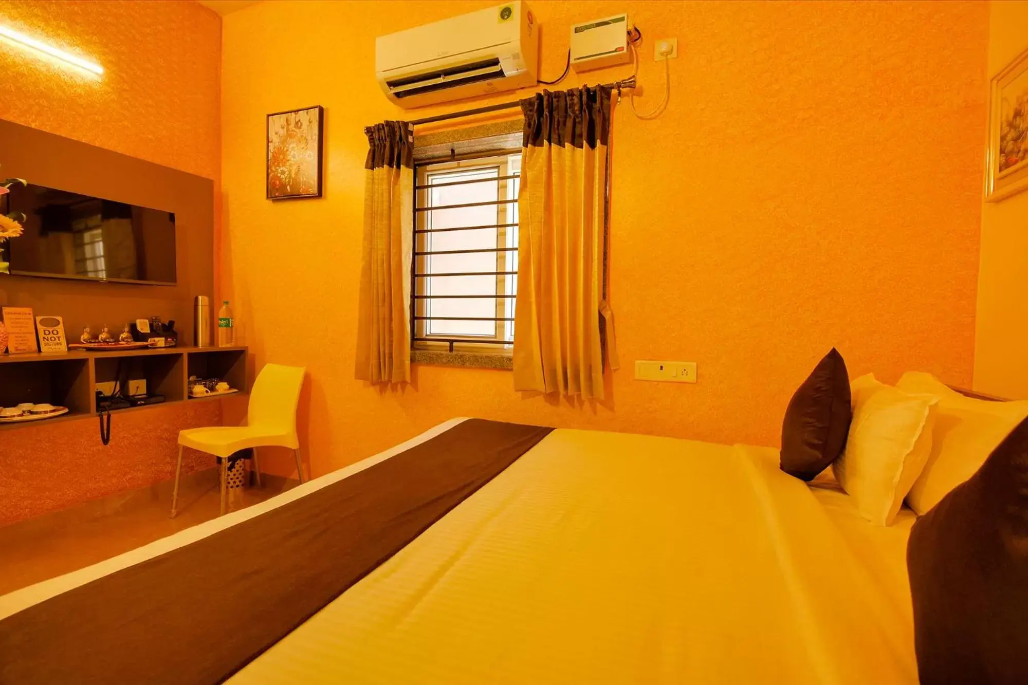 Bed in FabHotel Vijaylakshmi Stay Inn - Nr Chennai International Airport Bed in FabHotel Vijaylakshmi Stay Inn - Nr Chennai International Airport
