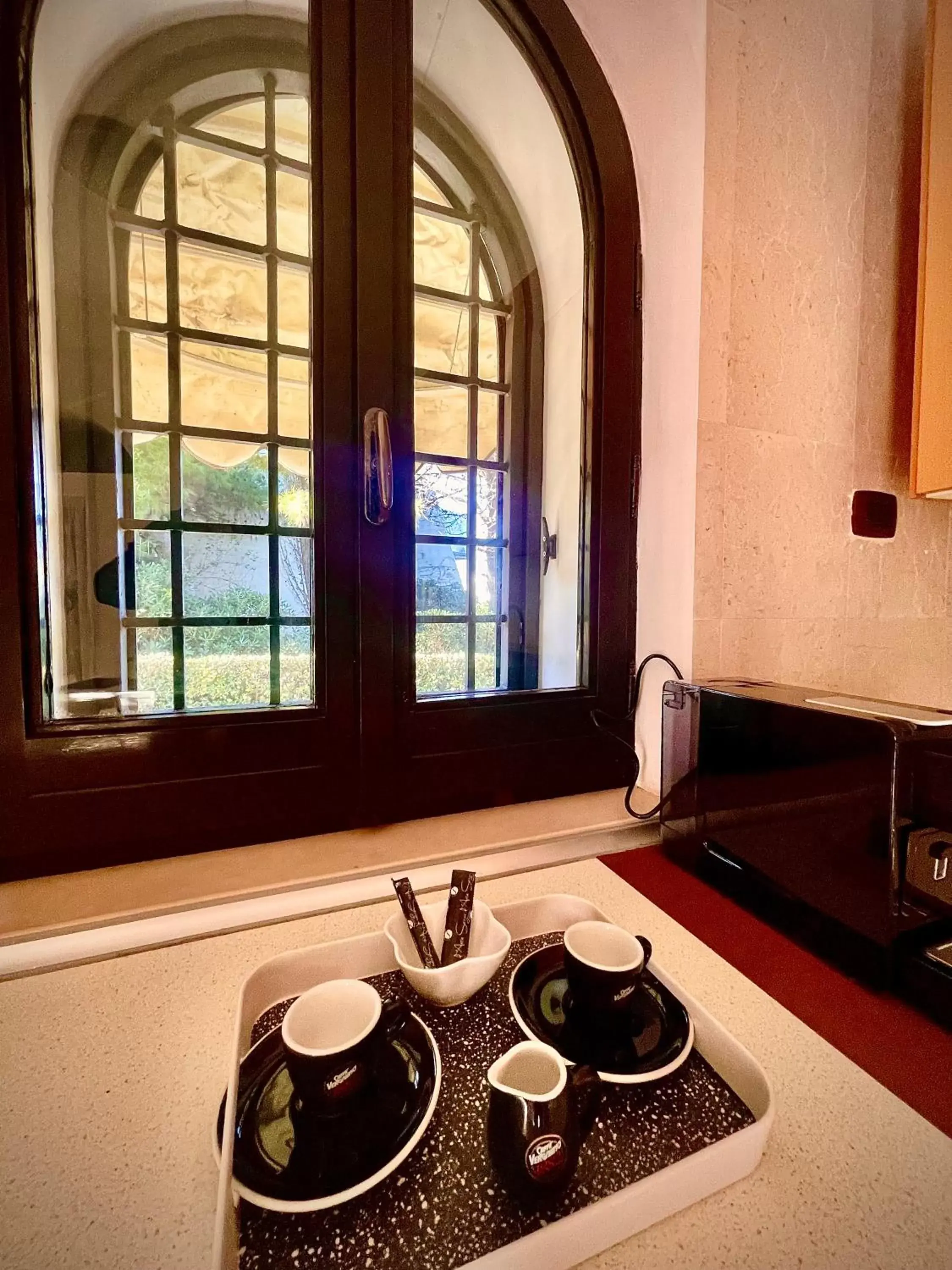 Coffee/tea facilities, Kitchen/Kitchenette in Villa Pignatelli