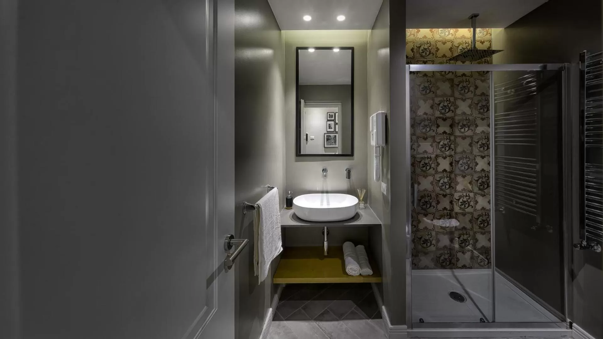 Shower in Suite del Ponte Normanno