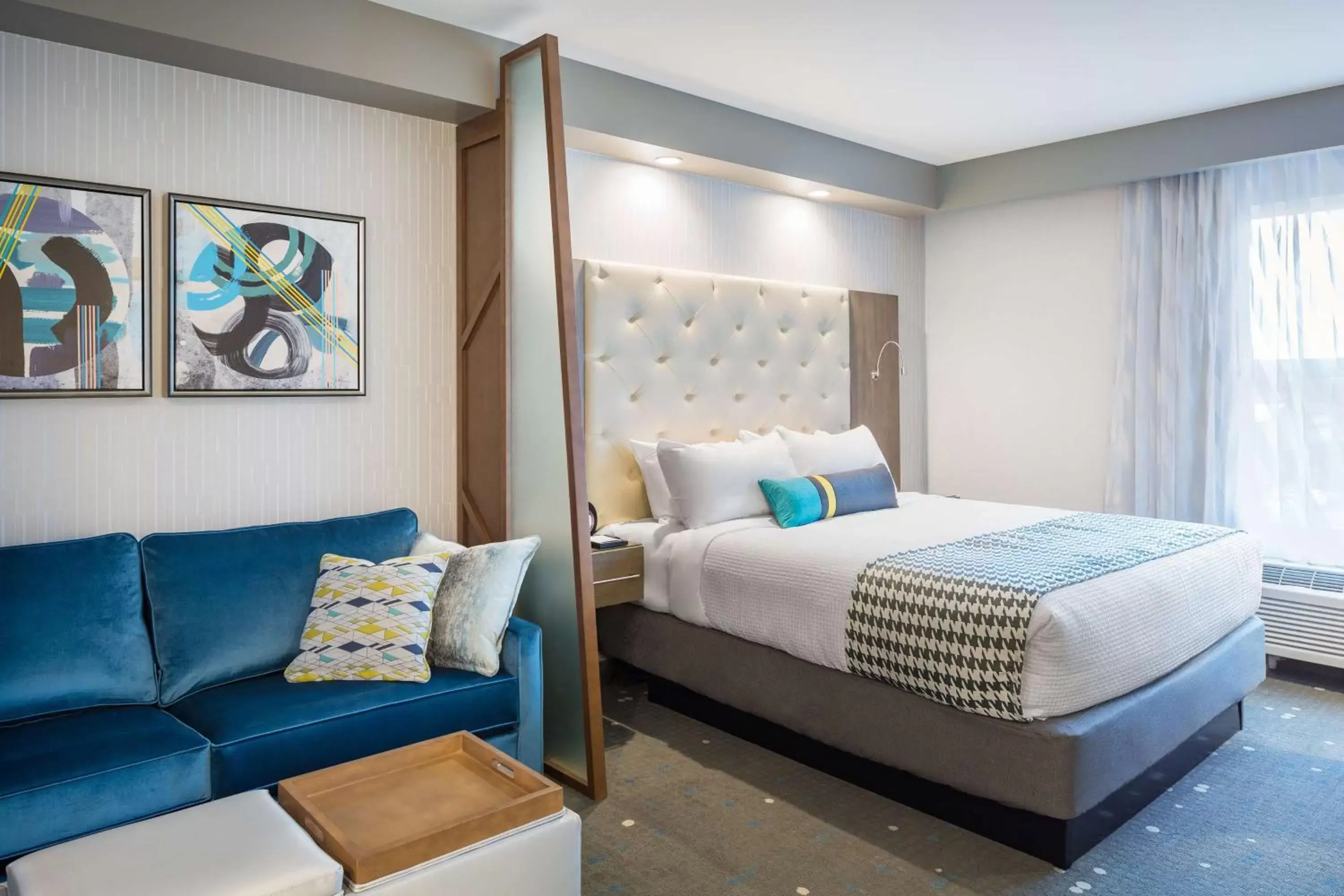 King Room with Sofa Bed and Roll-In Shower - Mobility Access in Best Western Premier Hotel at Fisher's Landing King Room with Sofa Bed and Roll-In Shower - Mobility Access in Best Western Premier Hotel at Fisher's Landing