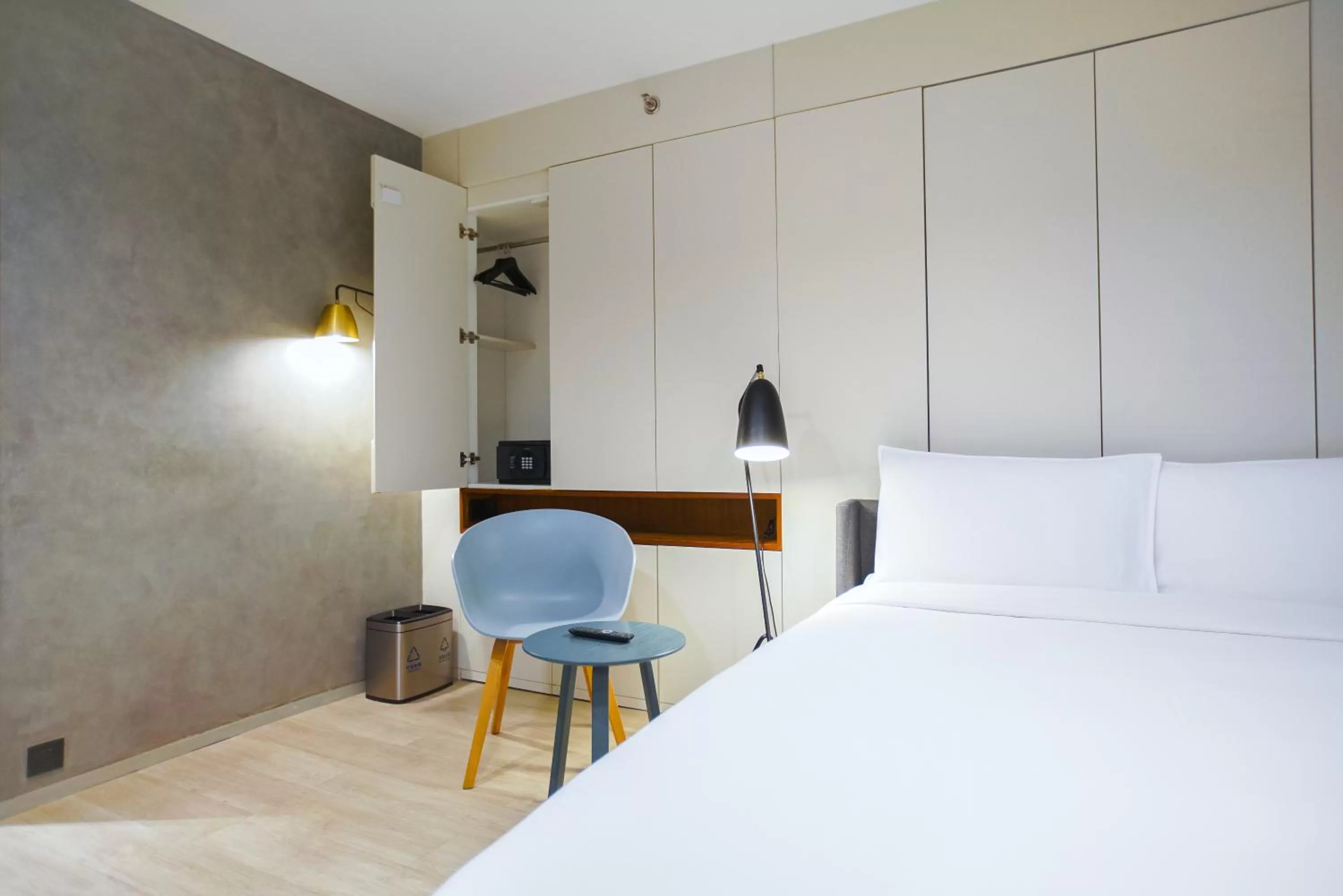 Bed in Stey Beijing Wangfujing Hotel