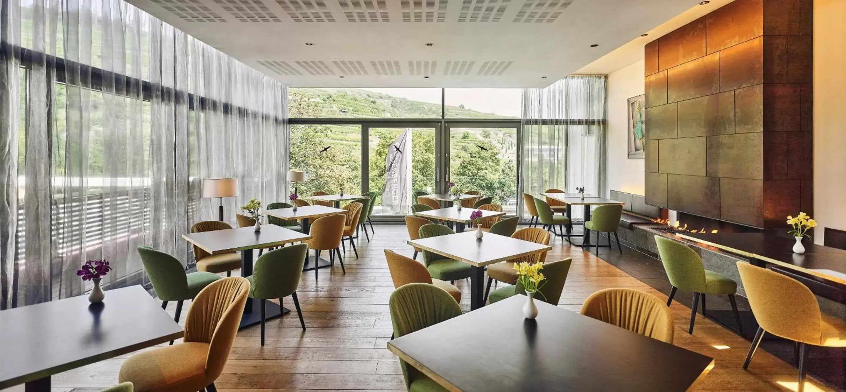 Breakfast, Restaurant/Places to Eat in Steigenberger Hotel & Spa Krems