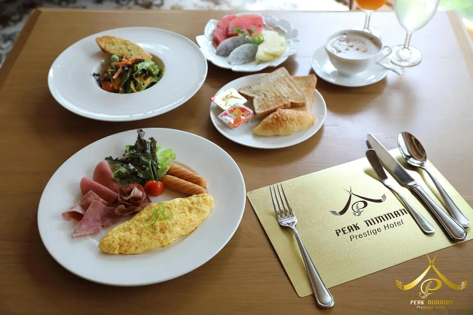 Food in Peak Nimman Prestige Hotel