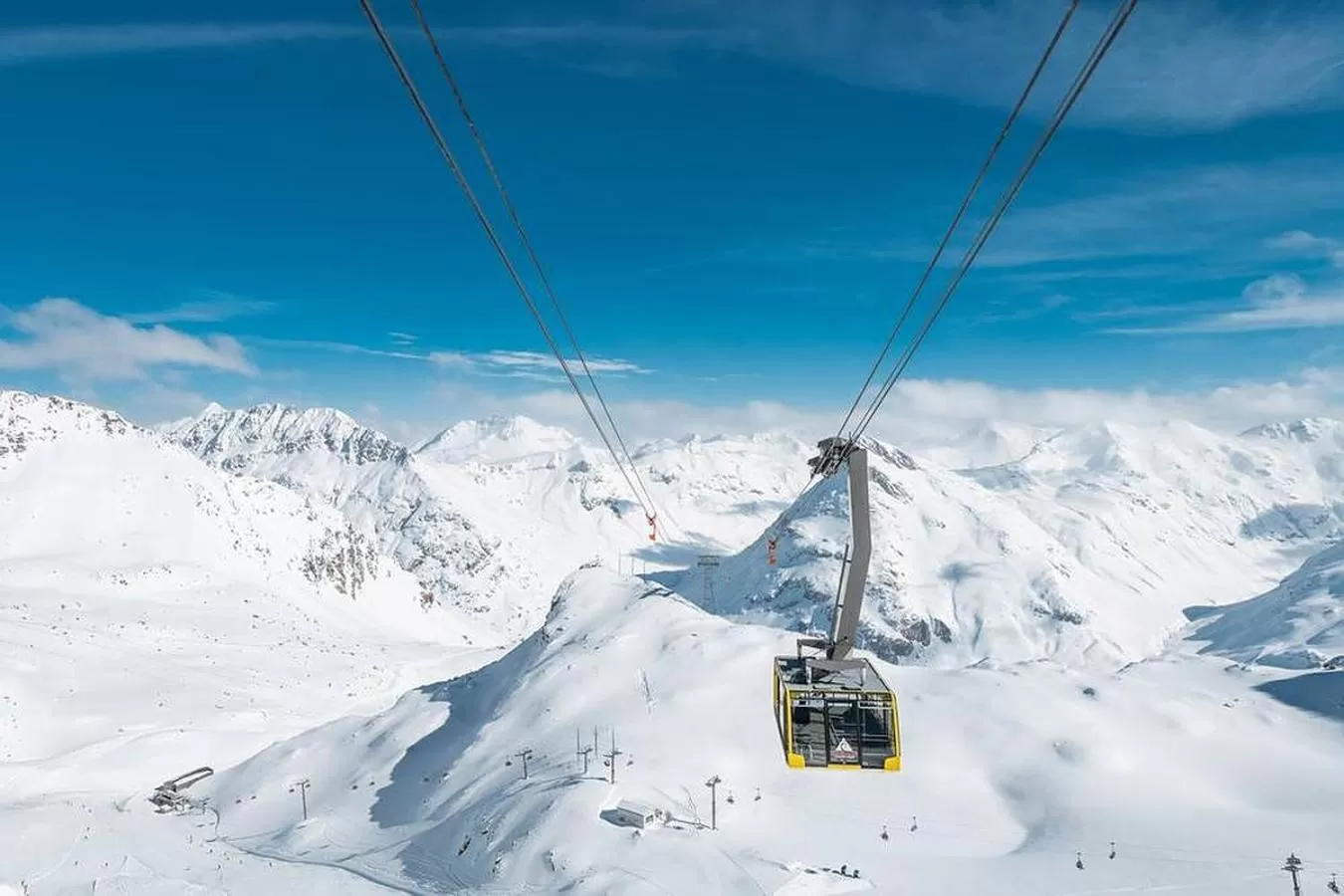 Natural landscape in Hotel Bernina 1865 by Kleos Group Collection