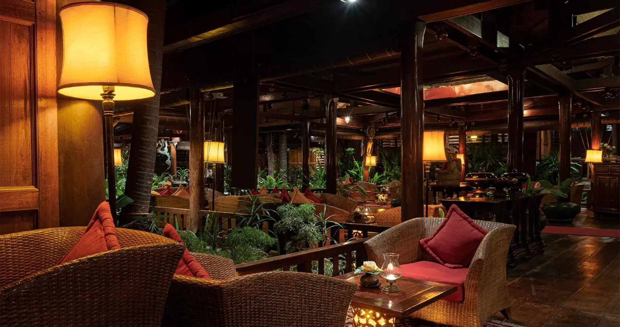 Restaurant/places to eat, Lounge/Bar in Angkor Village Hotel