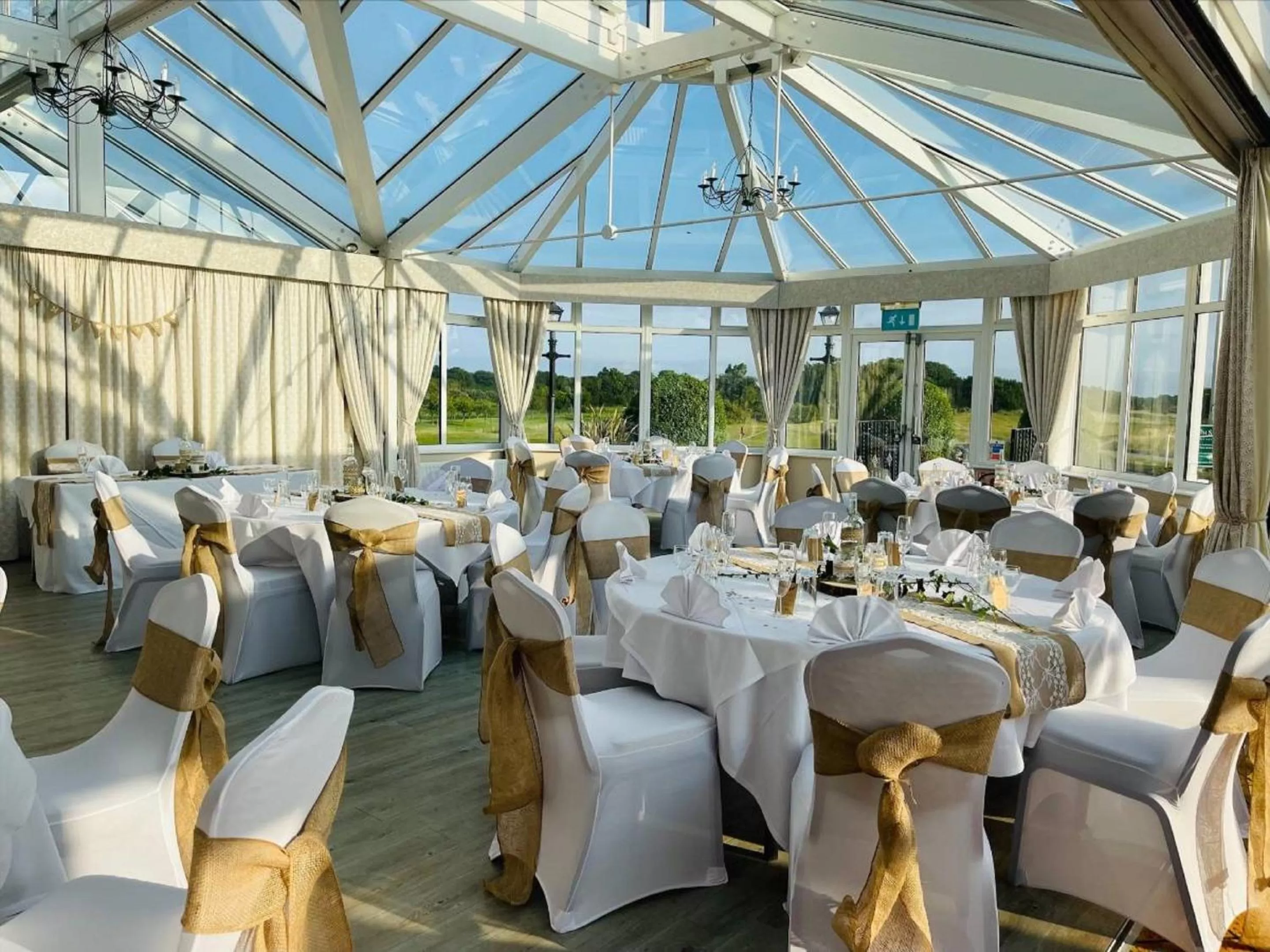 wedding in North Shore Hotel