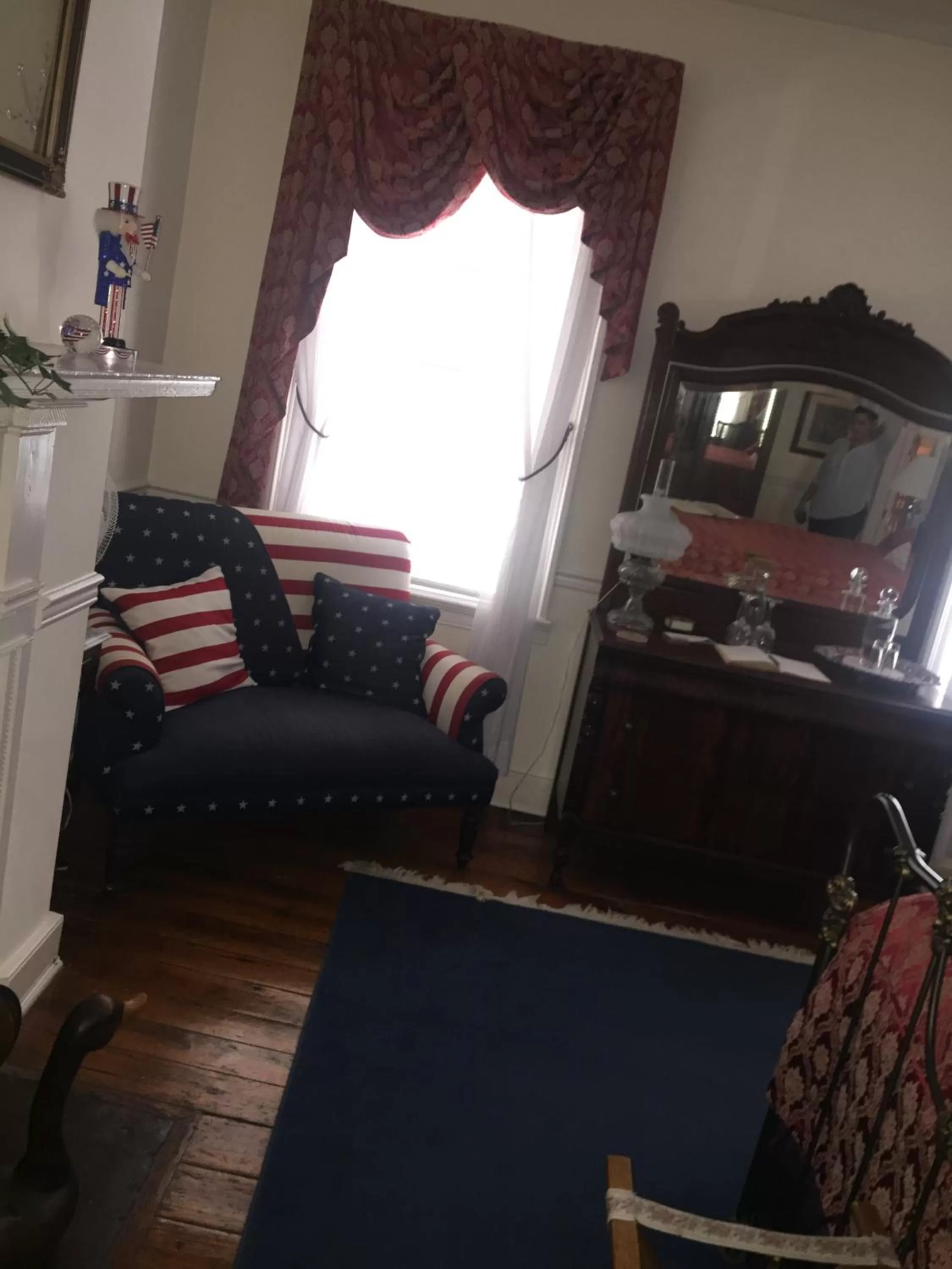 Seating Area in The Richard Johnston Inn & 1890 Caroline House