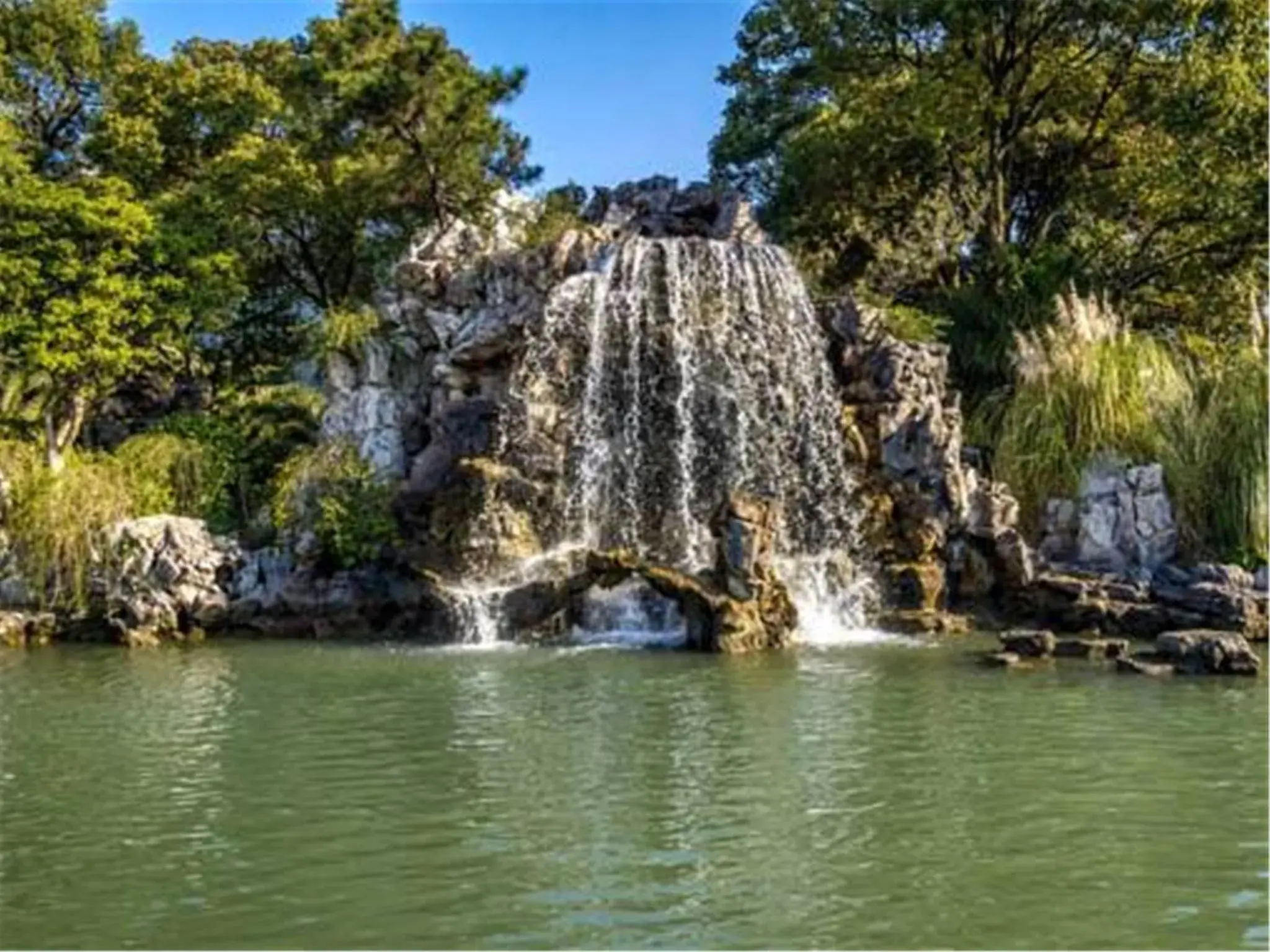 Garden view in Xijiao State Guest Hotel