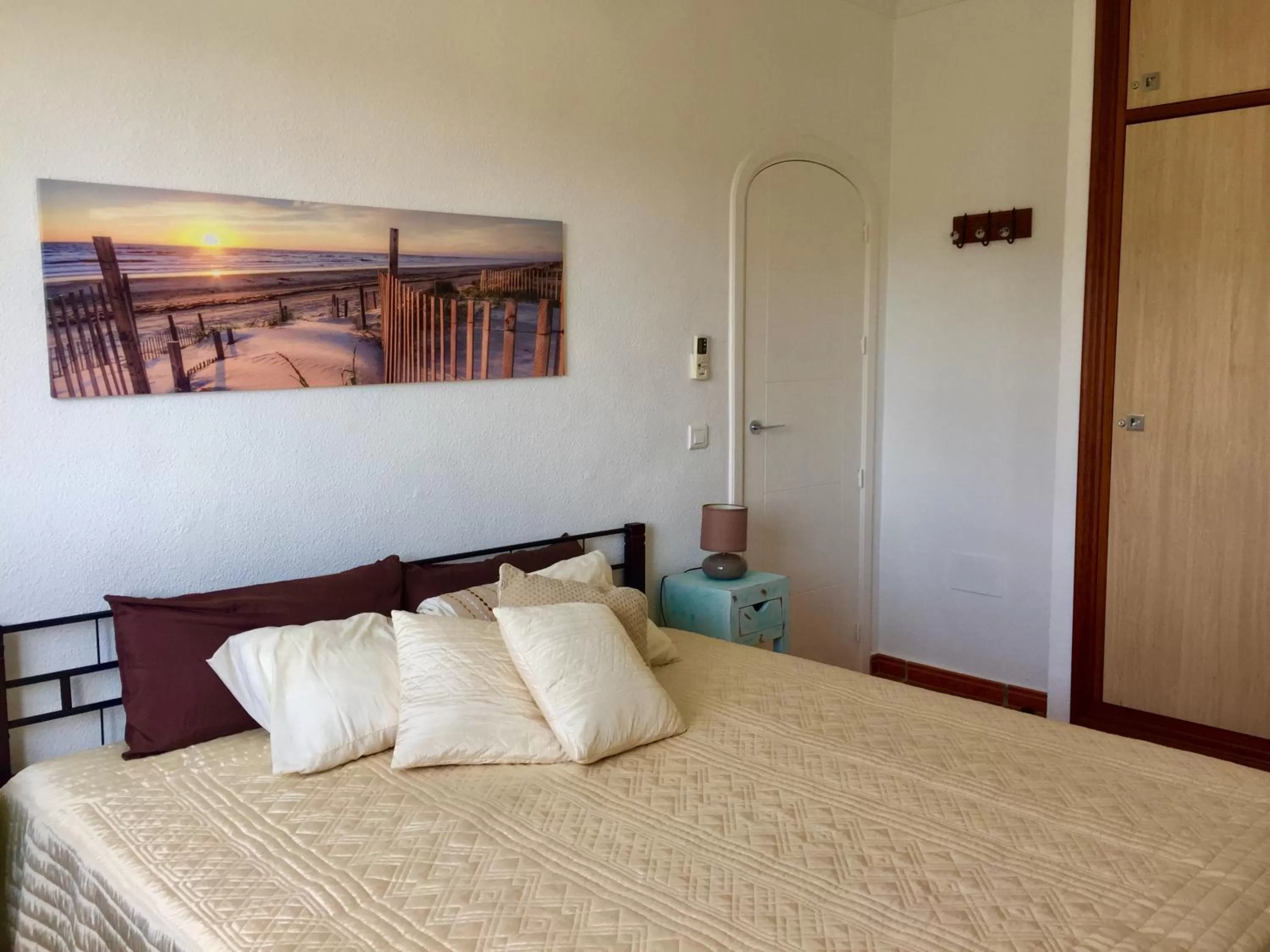 Bed in Casira, studios en kamers,Viñuela, Costa Del Sol