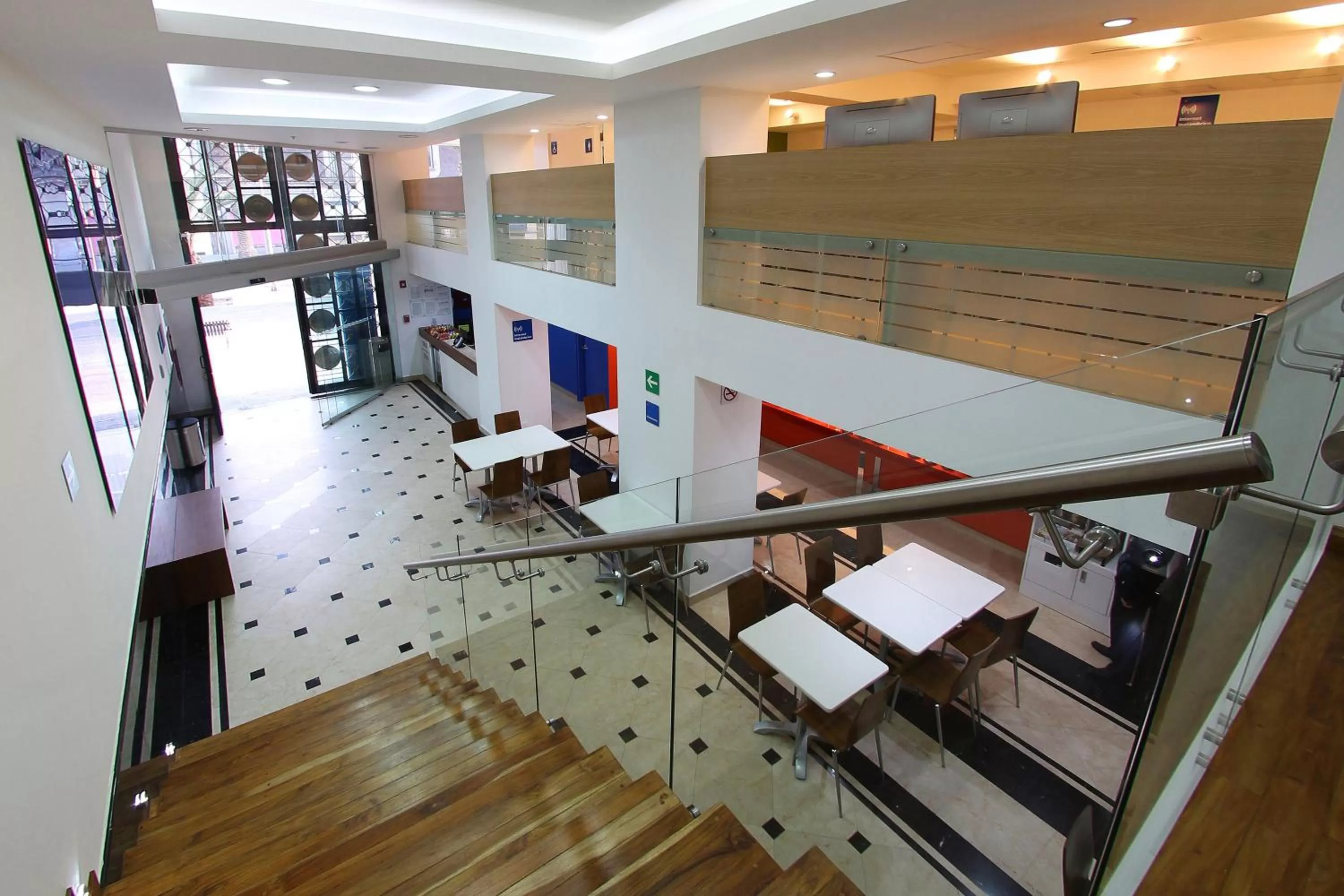 Lobby or reception in One Ciudad de Mexico Alameda