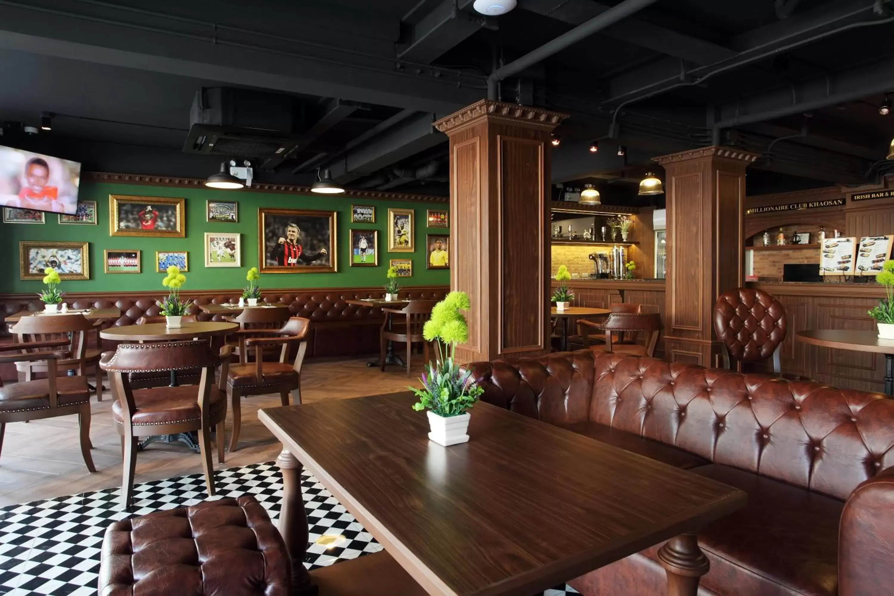 Restaurant/places to eat, Lounge/Bar in Villa De Khaosan by Chillax - SHA Extra Plus