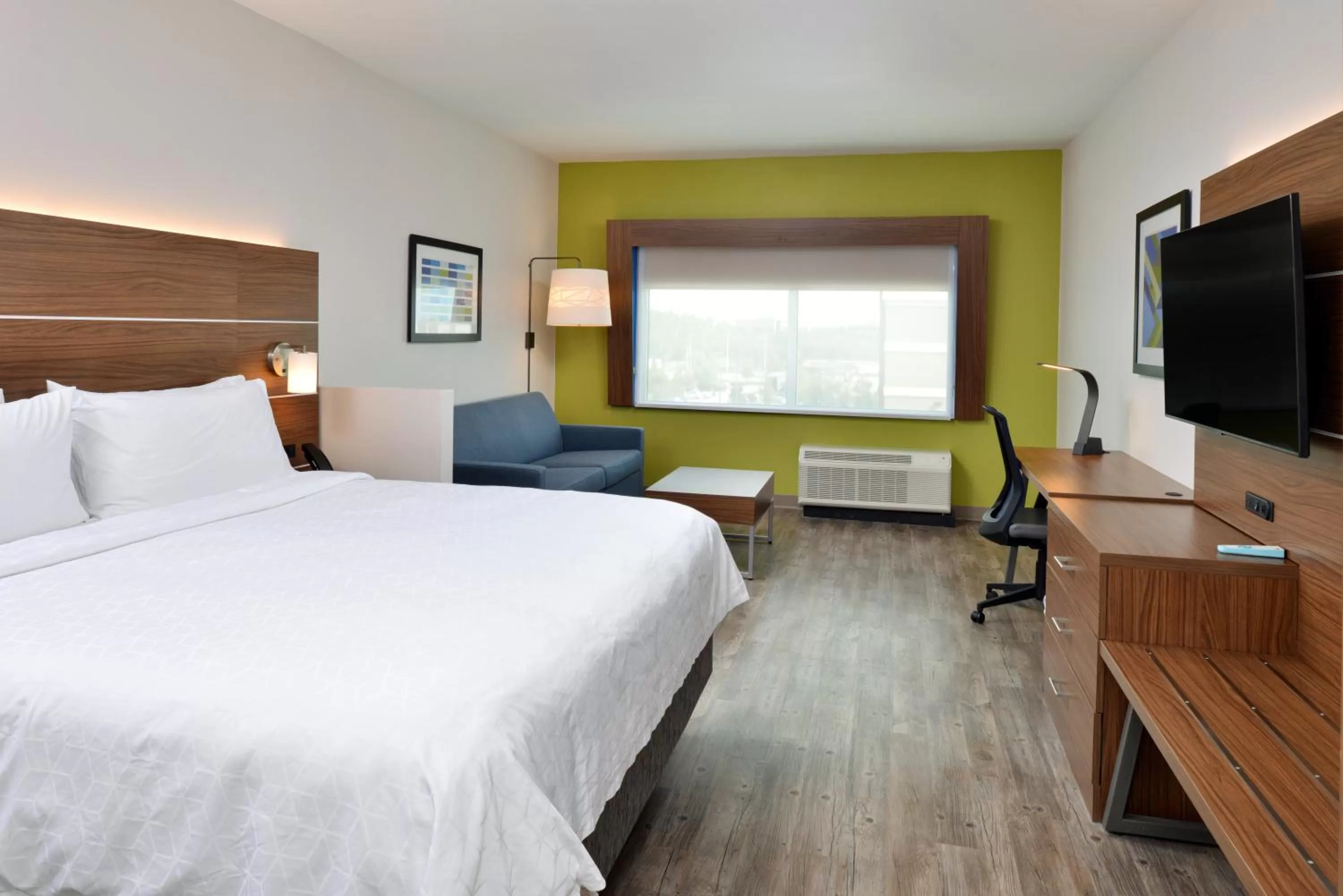 TV and multimedia, Bed in Holiday Inn Express Orlando - South Park by IHG