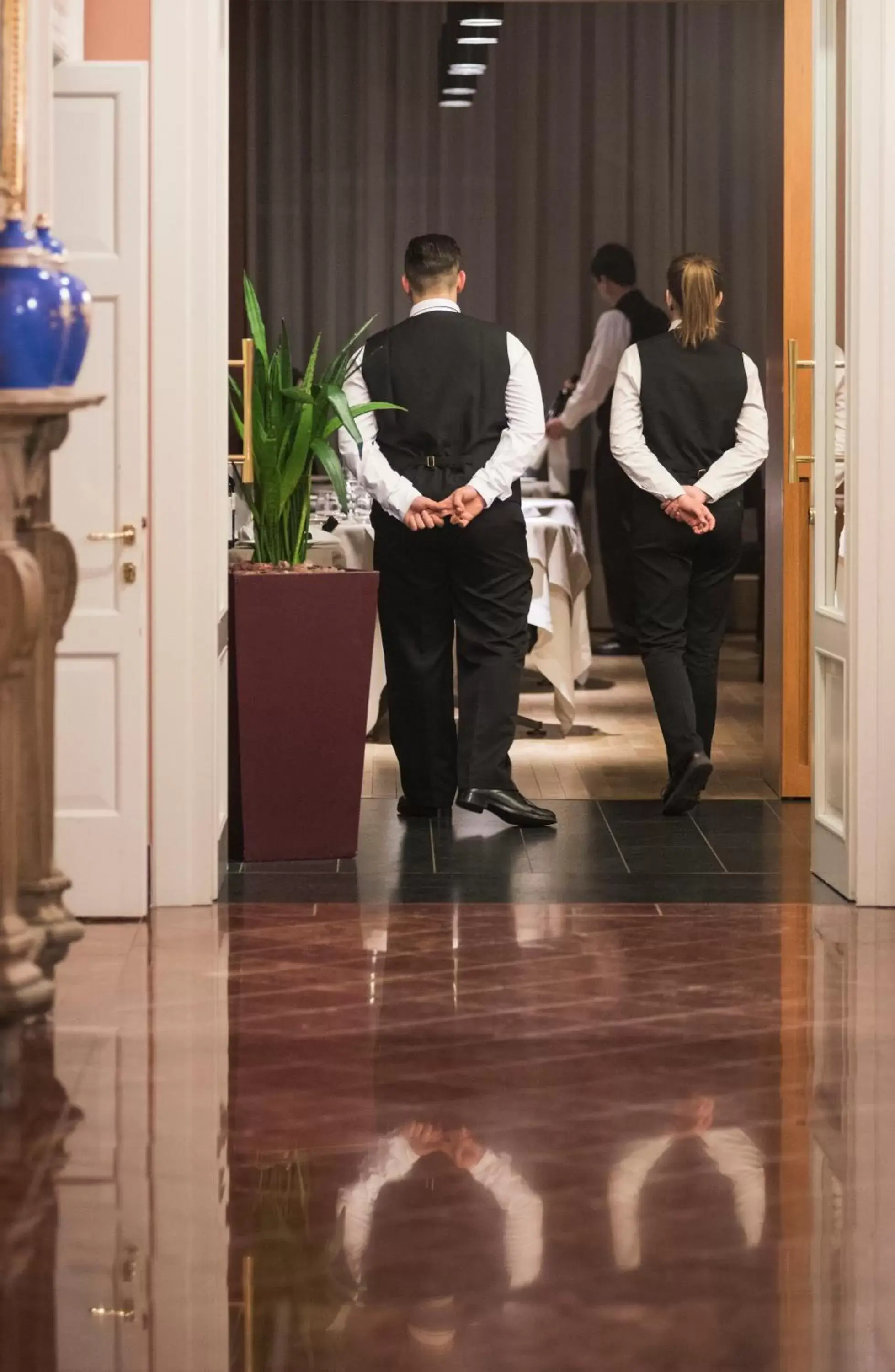 Staff in Grand Hotel Della Posta