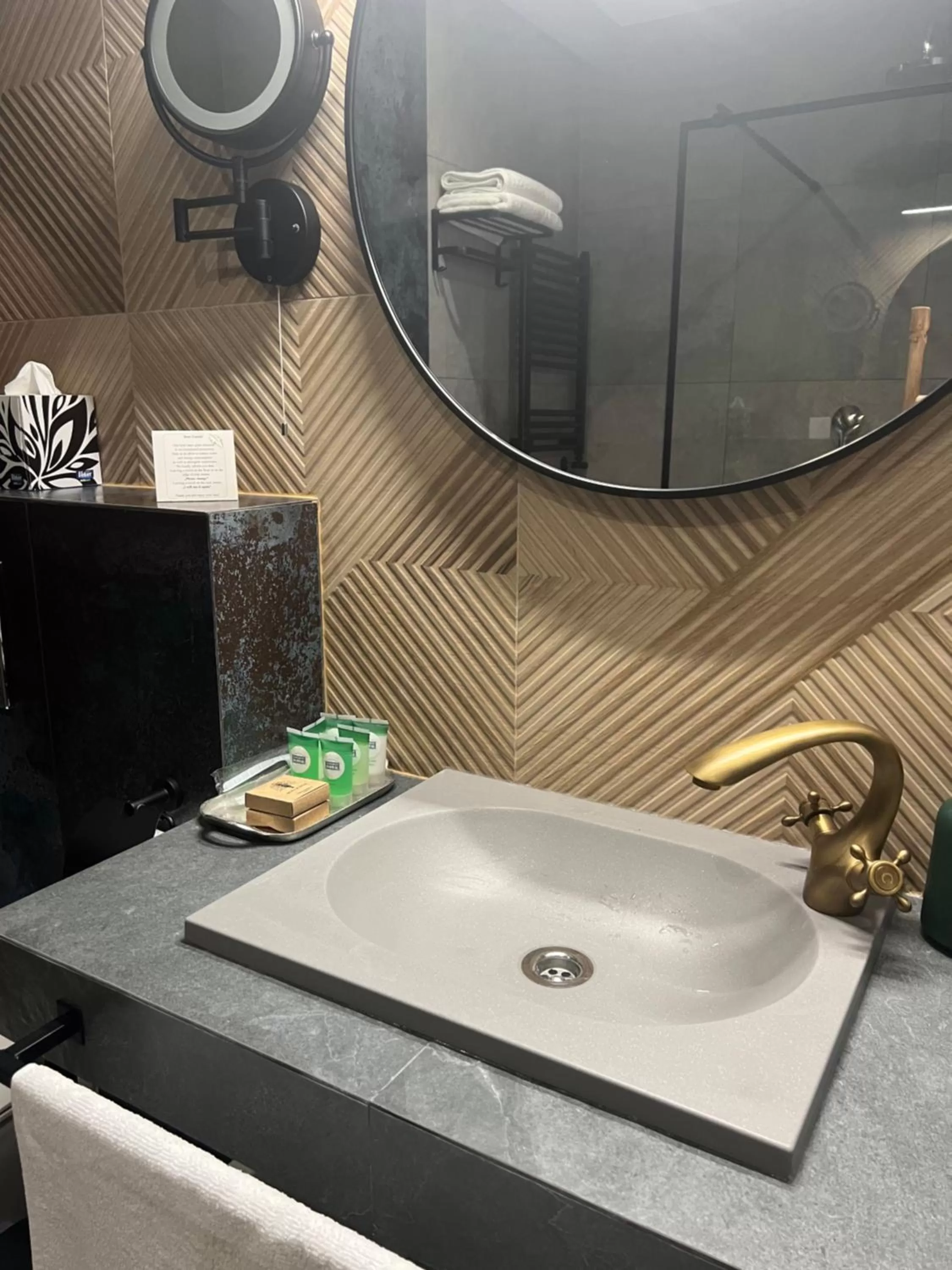 Bathroom in Global Home - Aparthotel - No Contact Check In