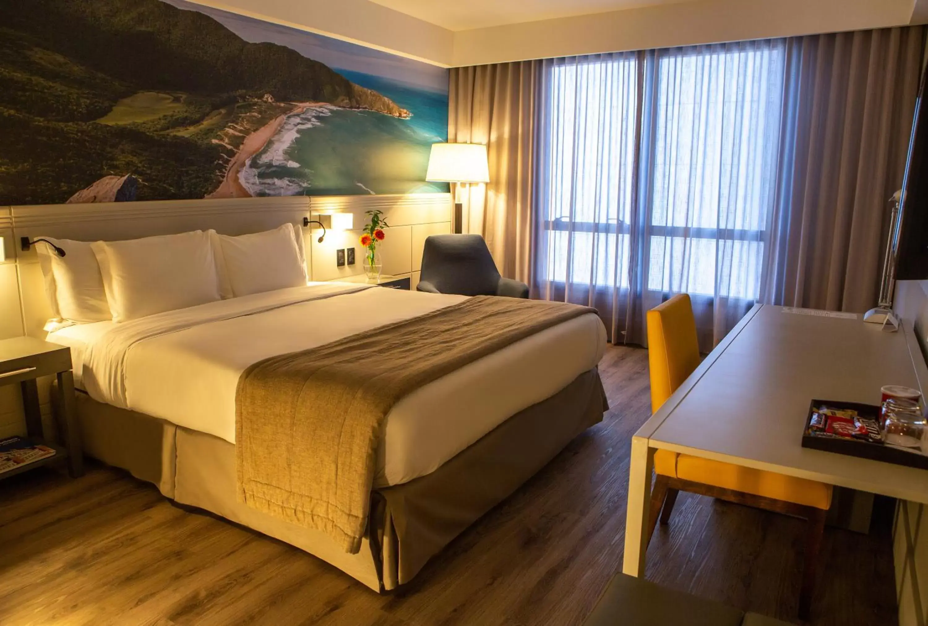 Photo of the whole room, Bed in Novotel Florianopolis