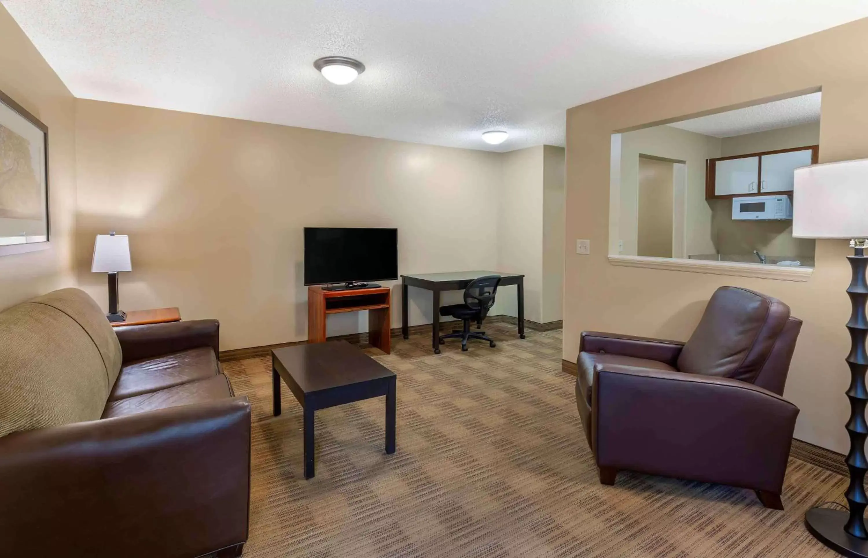 Bedroom, Seating Area in Extended Stay America Suites - Raleigh - North Raleigh - Wake Towne Dr