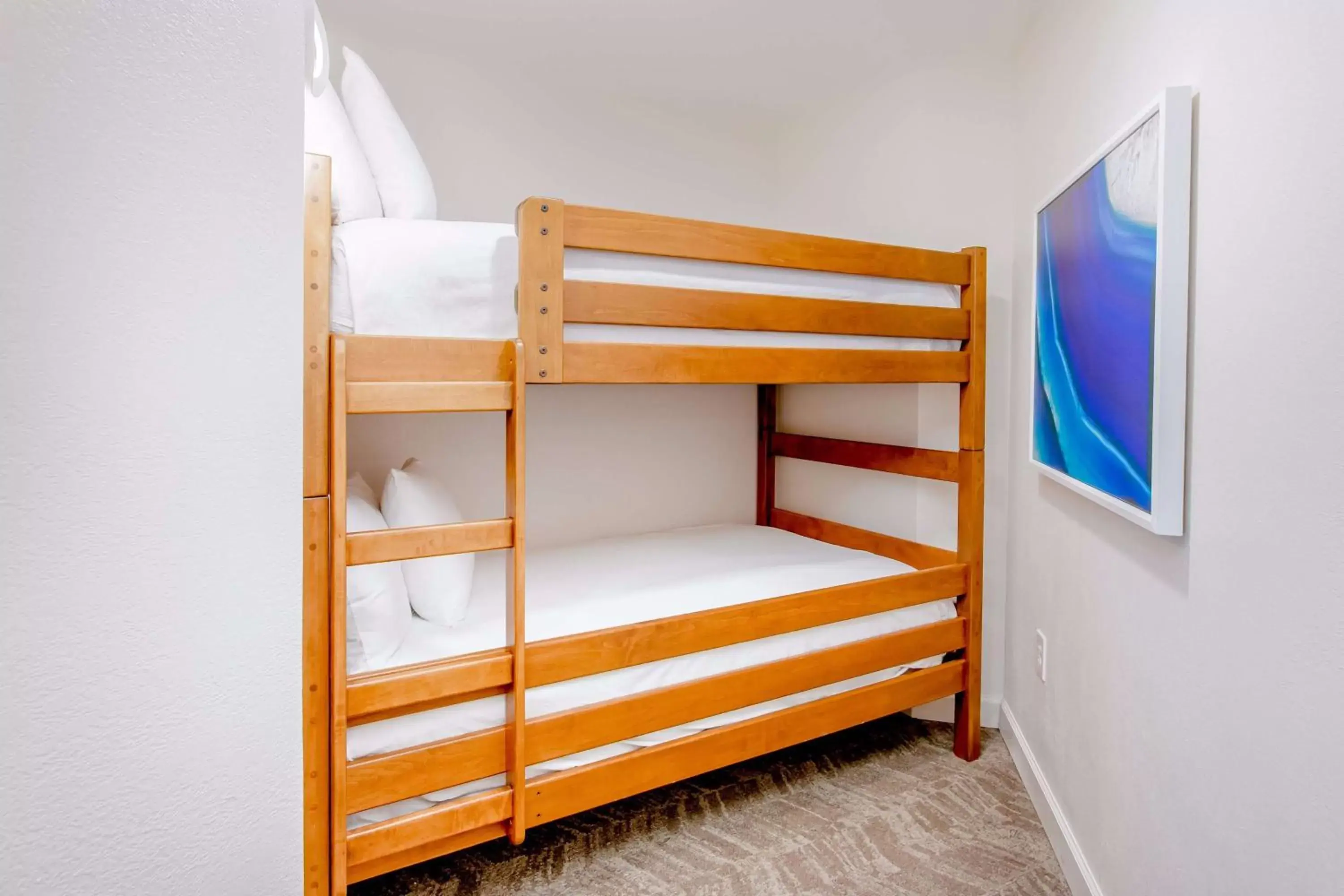 Bed, Bunk Bed in Hilton Pensacola Beach