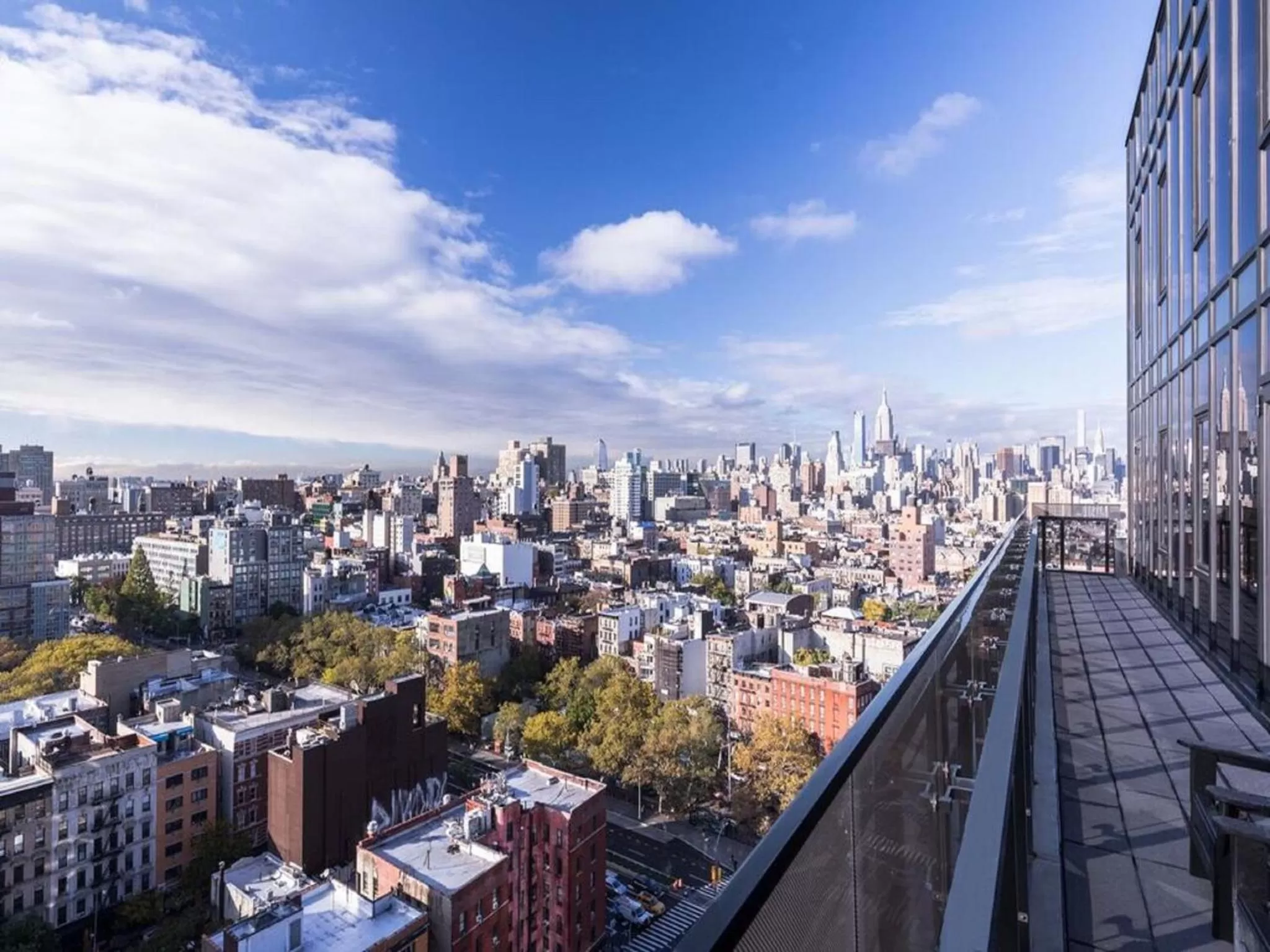 City view in Sixty LES