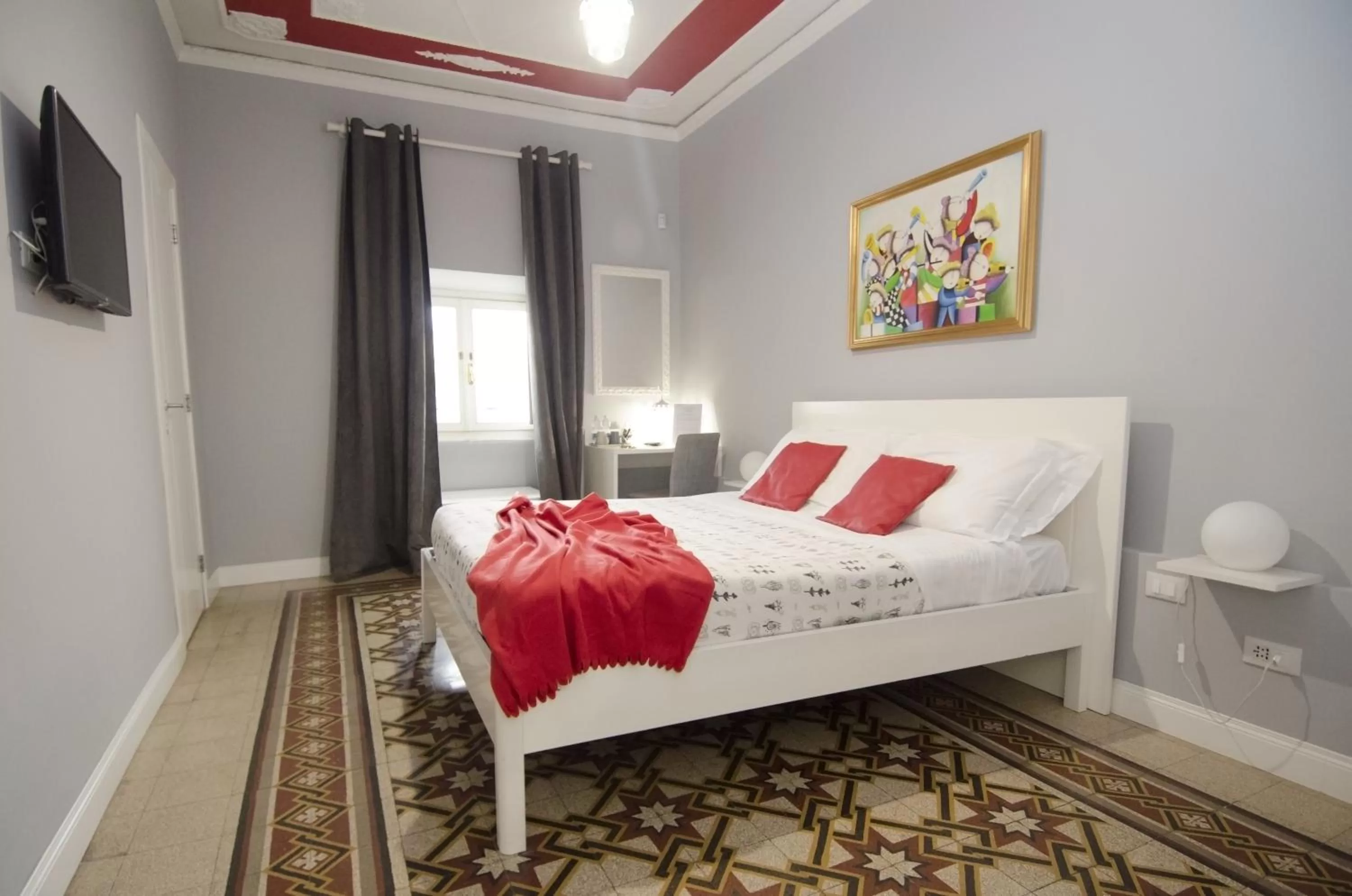 Photo of the whole room, Bed in Room Inn Vatican