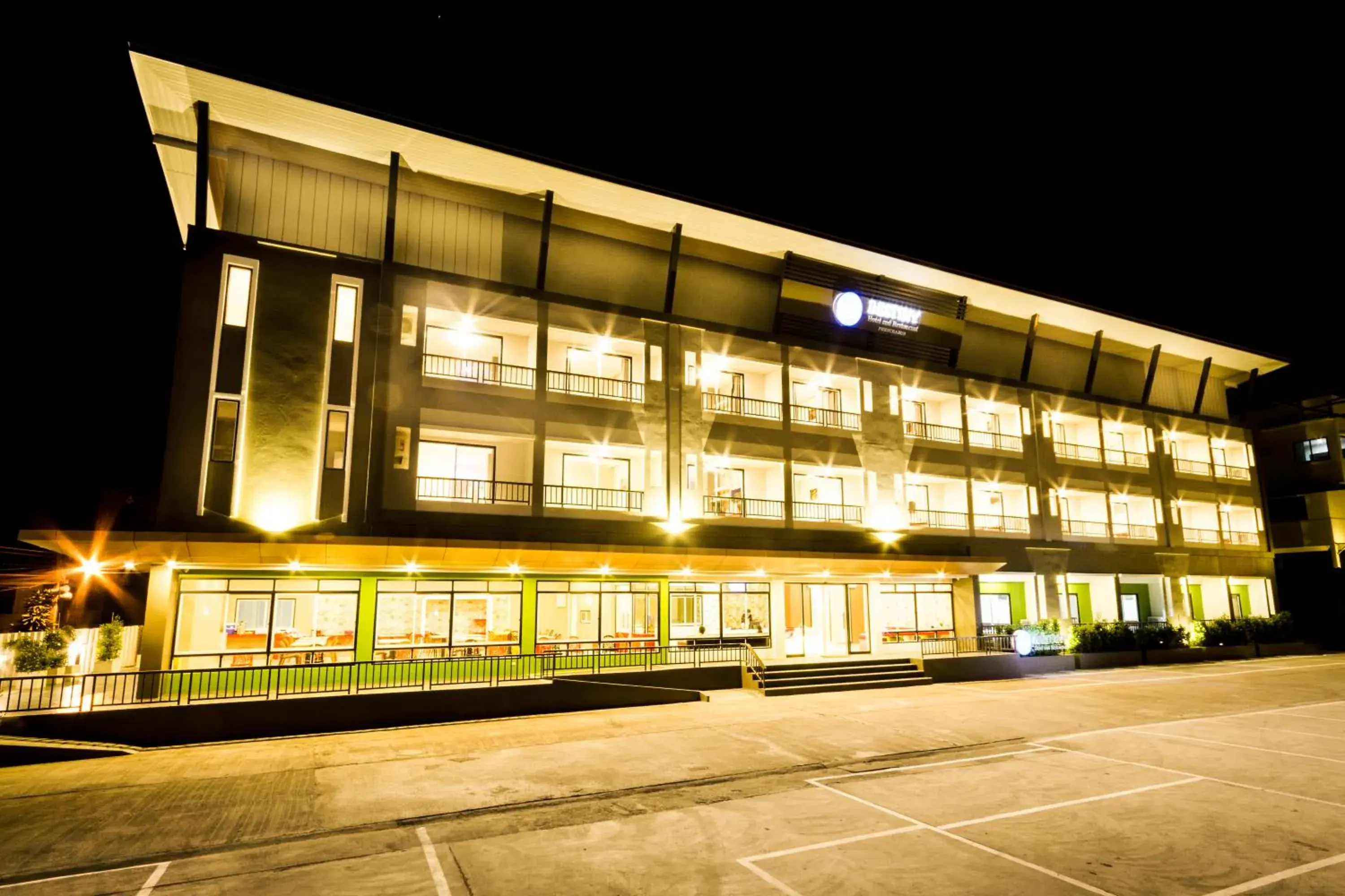 Property building in Bestiny Hotel & Restaurant Phetchabun Property building in Bestiny Hotel & Restaurant Phetchabun