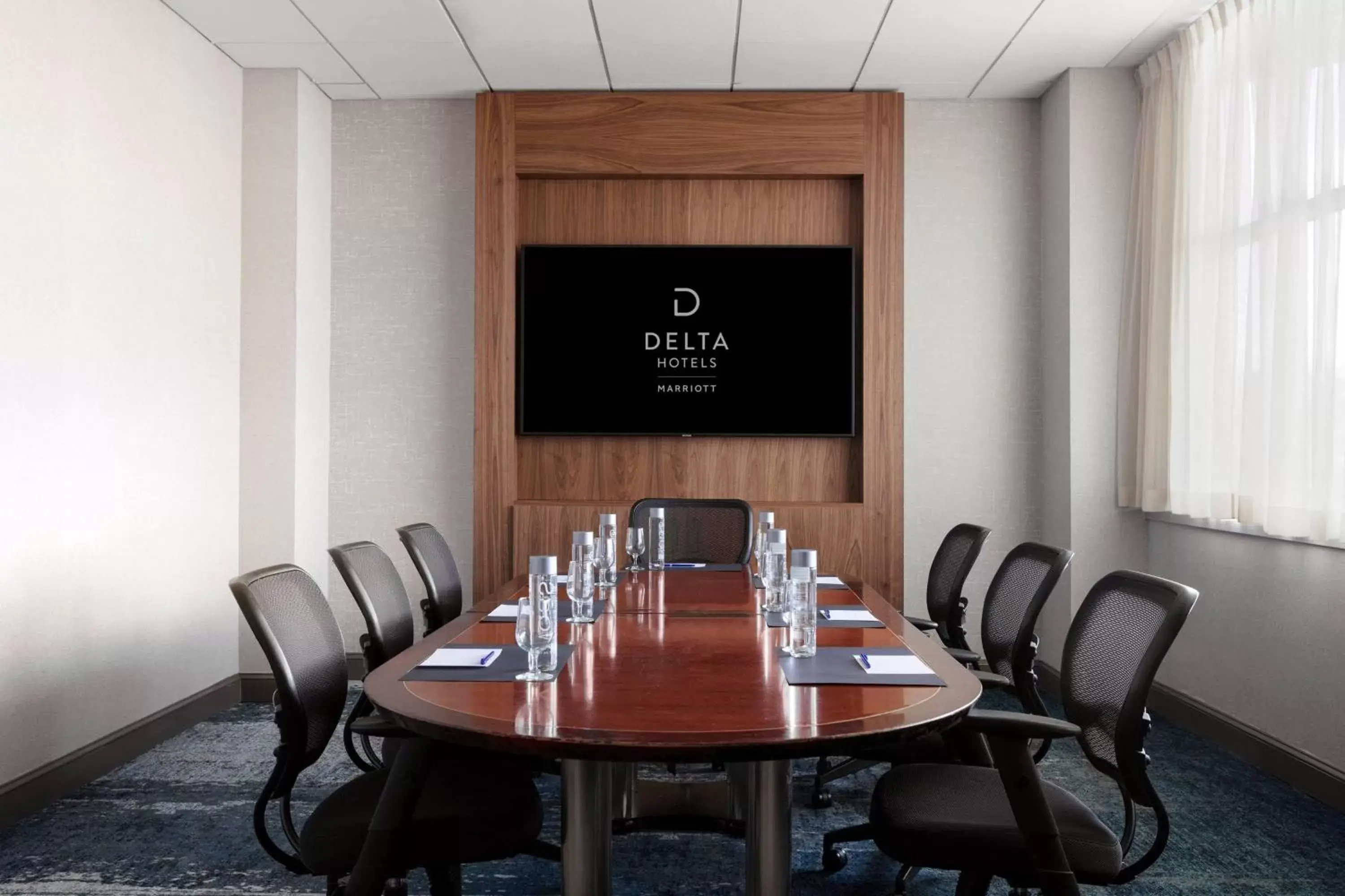 Meeting/conference room in Delta Hotels by Marriott Woodbridge