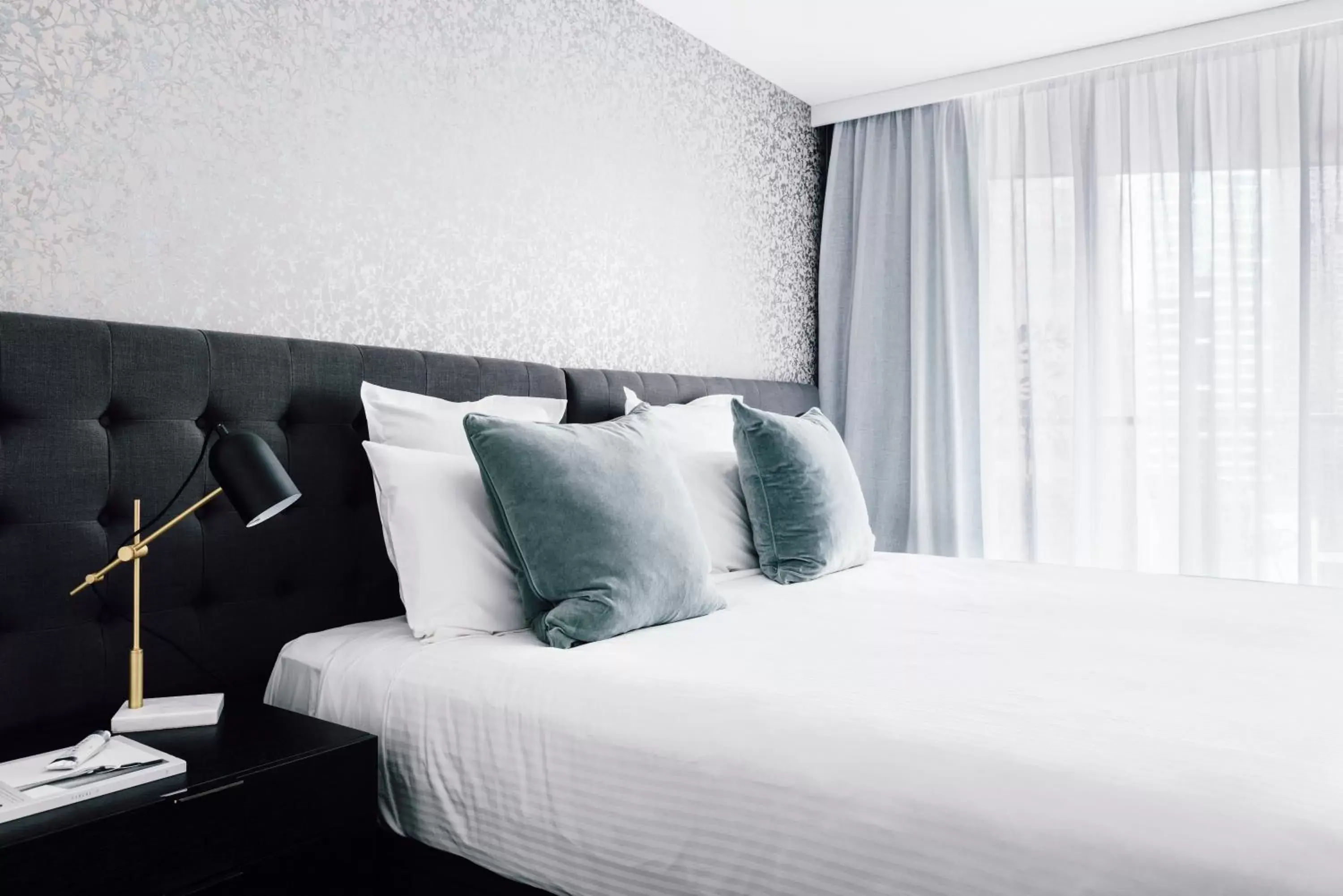 Bedroom, Bed in Quay West Suites Melbourne