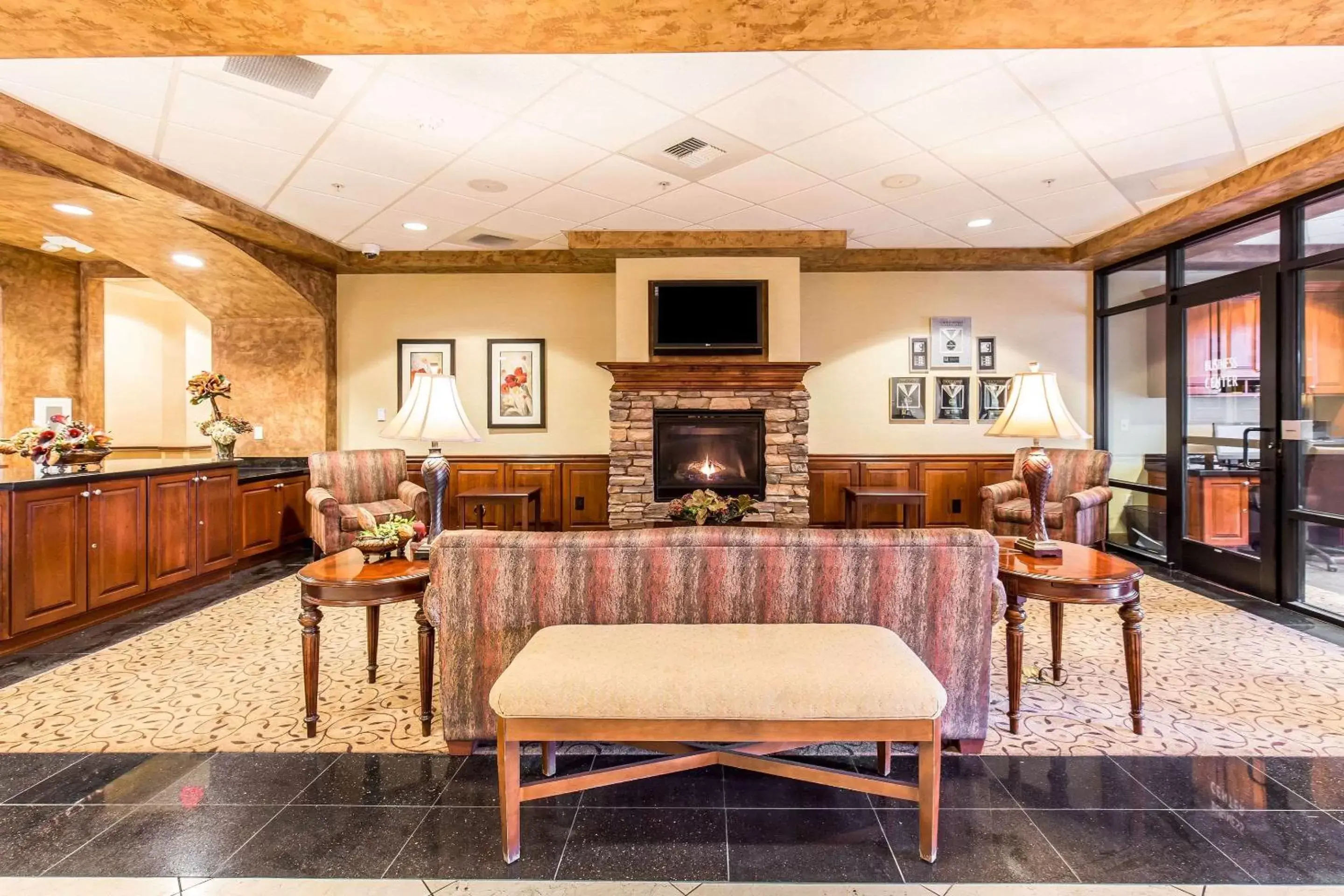 Lobby or reception in Comfort Inn & Suites Henderson - Las Vegas