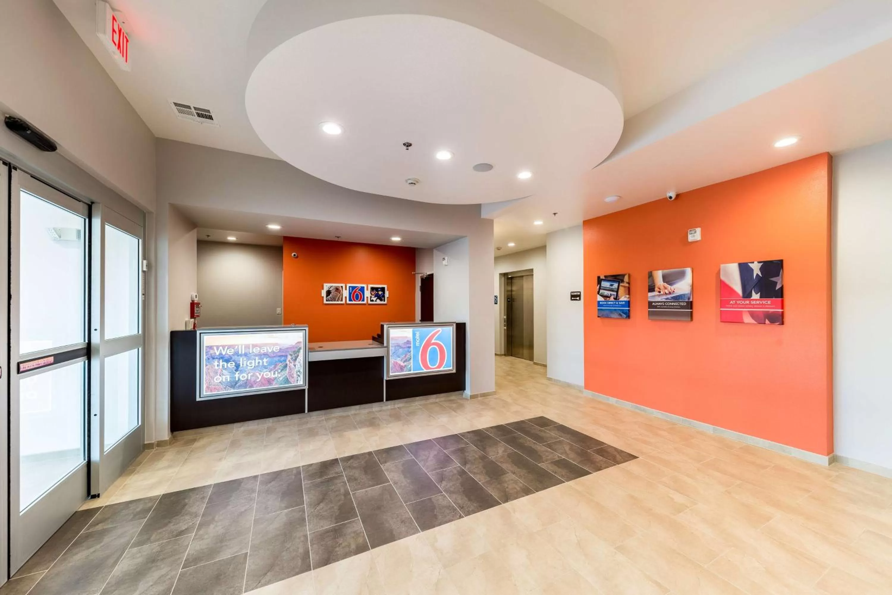 Lobby or reception in Motel 6 Fort Worth, TX - North - Saginaw