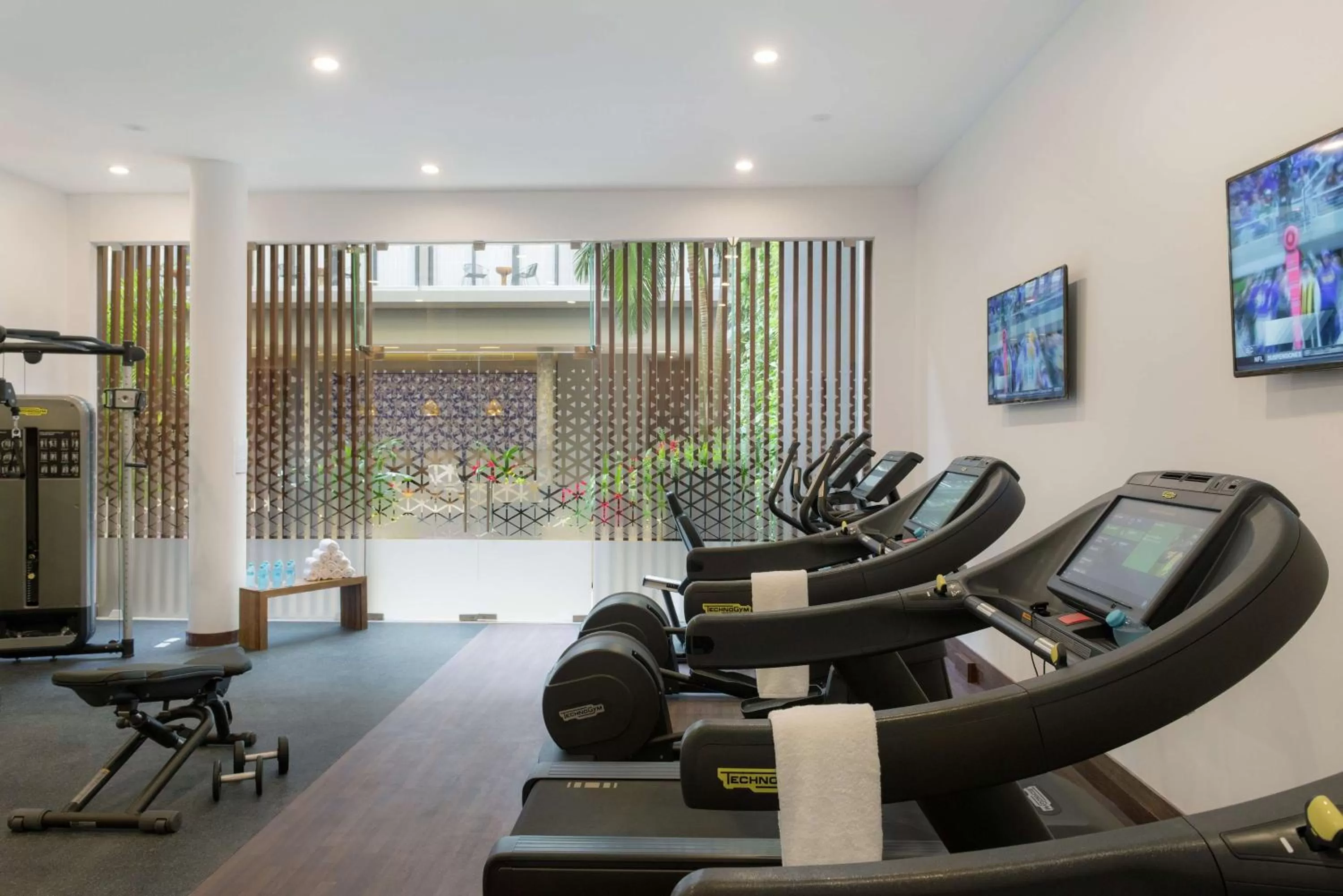 Fitness centre/facilities in The Fives Downtown Hotel & Residences, Curio Collection by Hilton