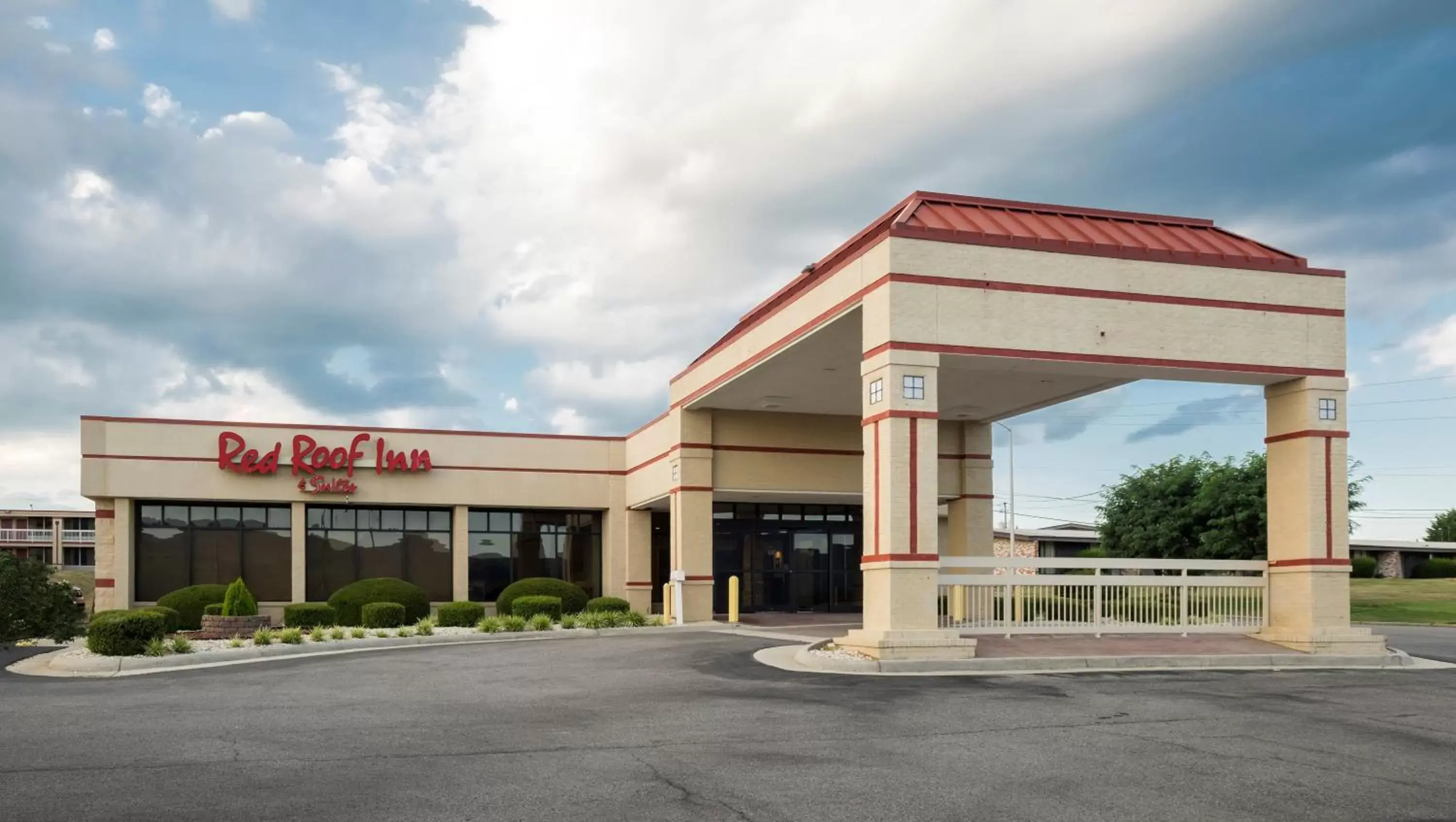 Property building in Red Roof Inn & Suites Wytheville