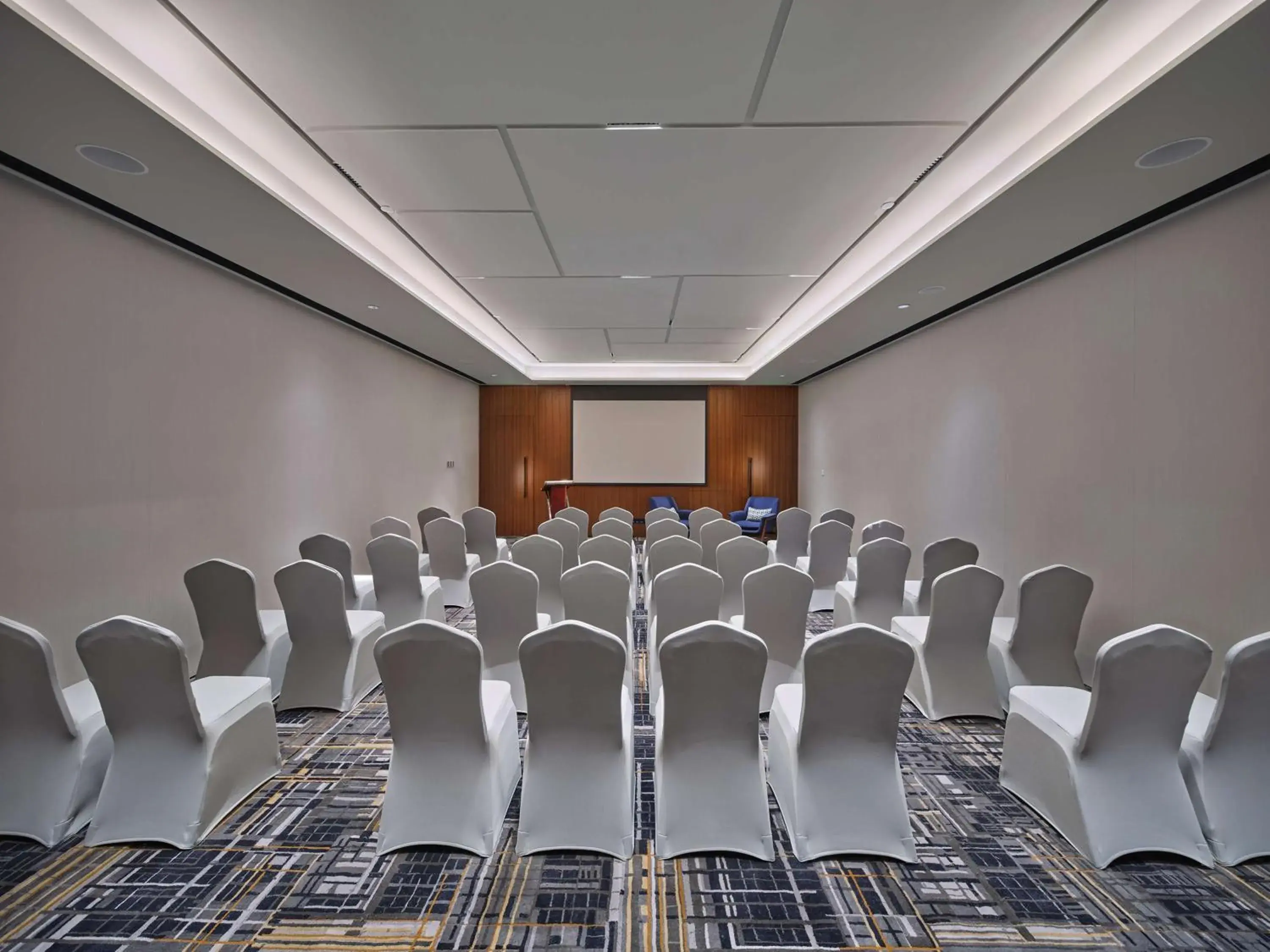 Meeting/conference room in Hilton Garden Inn Guangzhou Tianhe