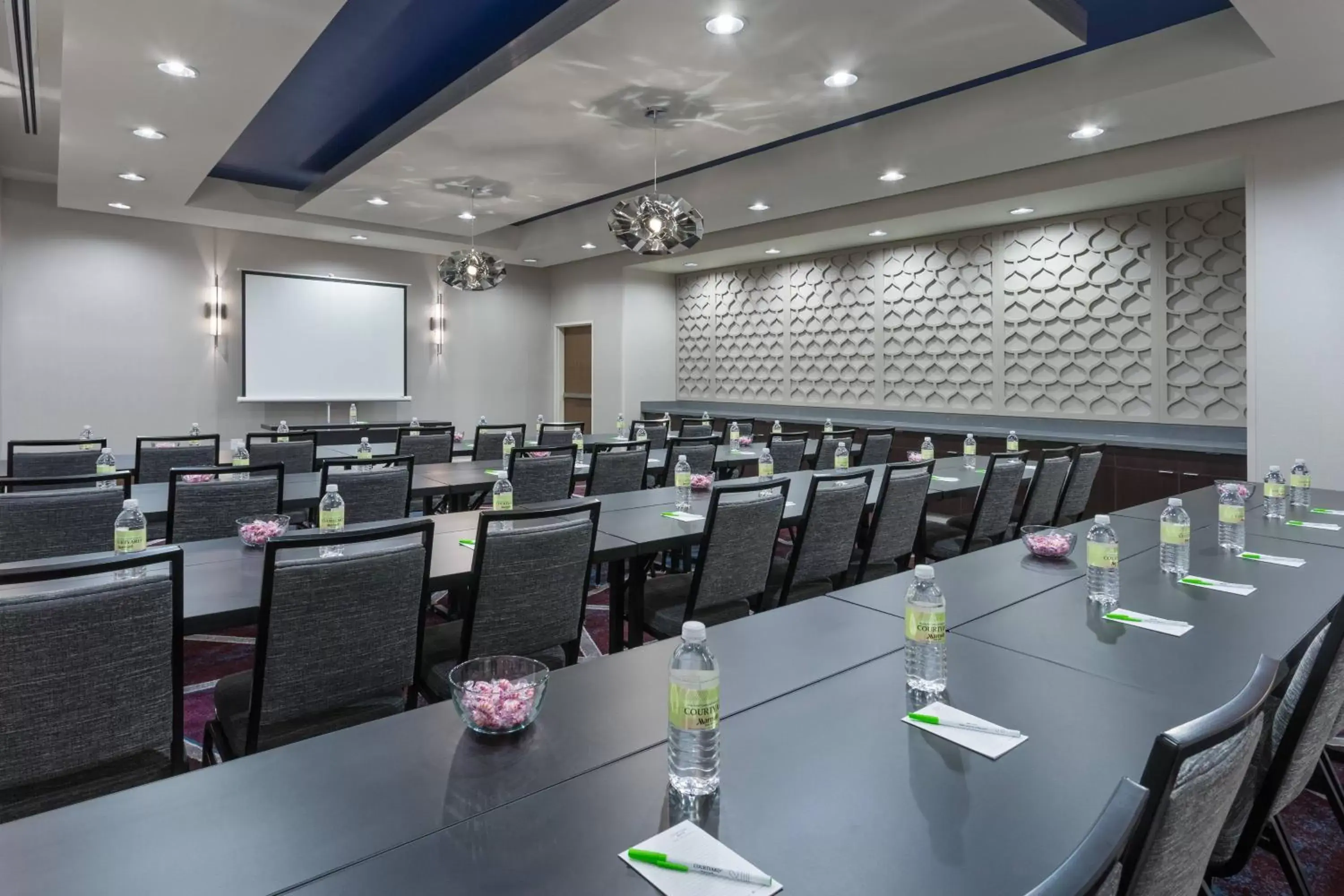Meeting/conference room in Courtyard by Marriott Houston Katy Mills