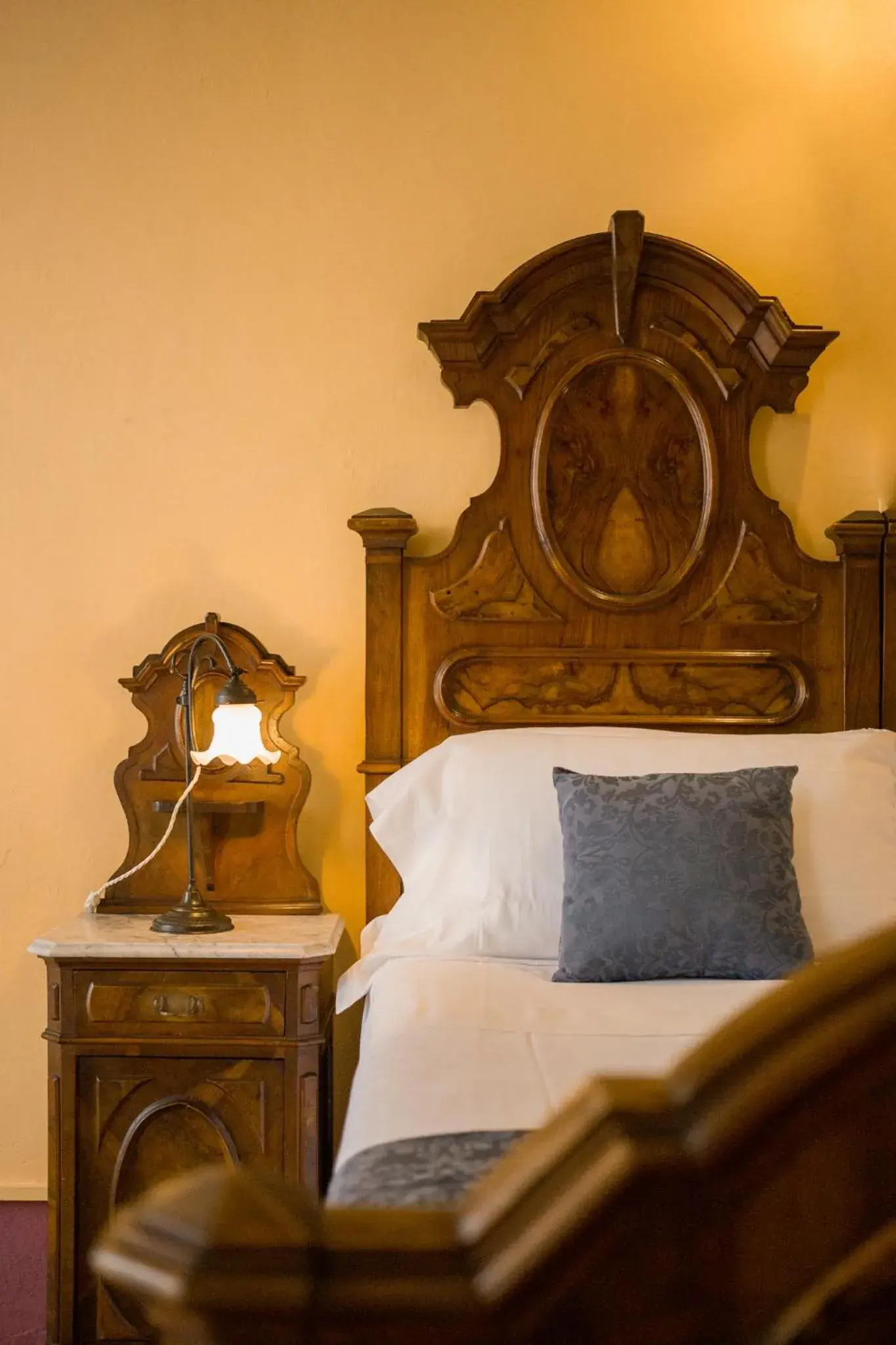 Bed in Albergo Real Castello