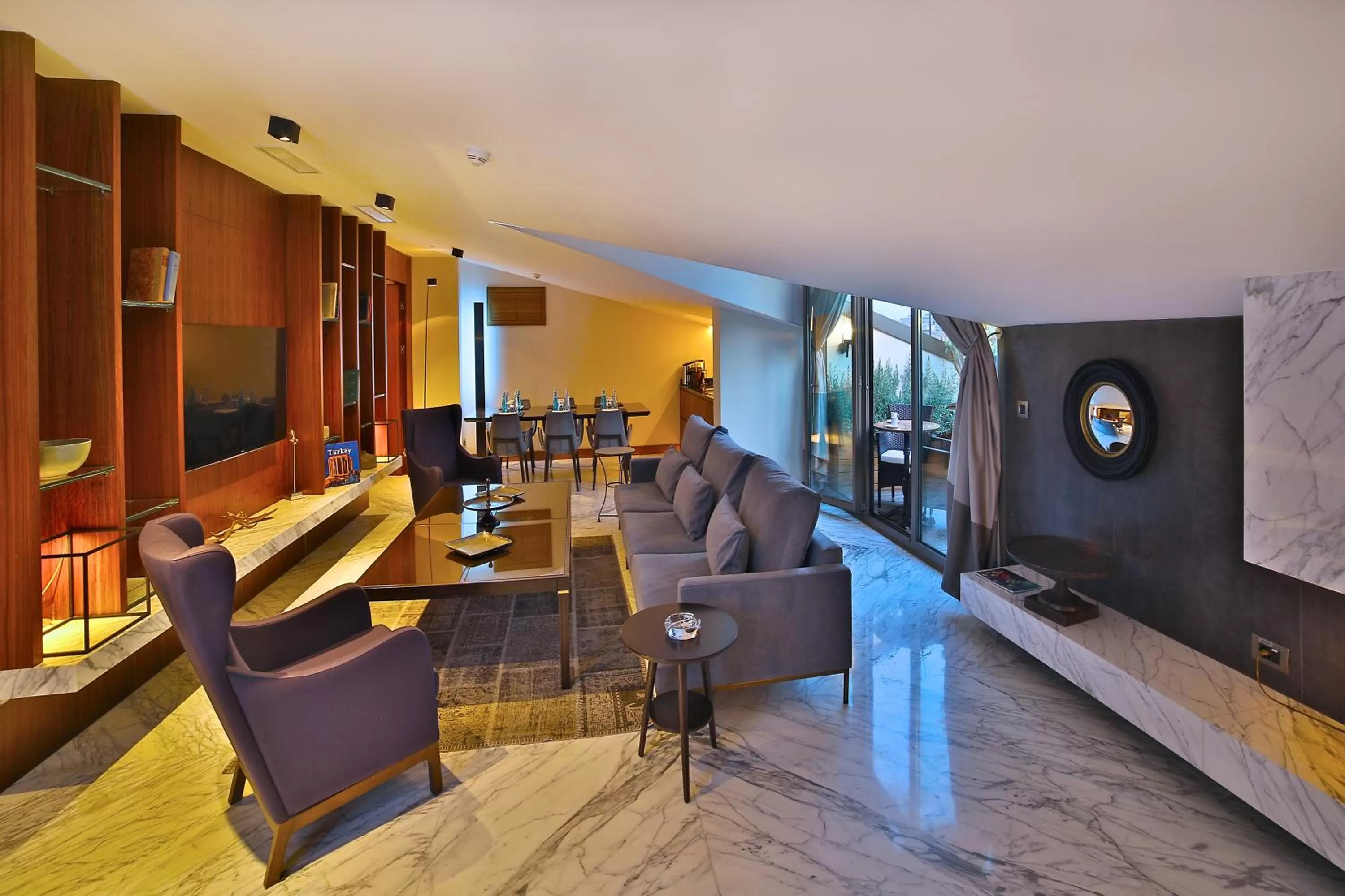 Family in Dosso Dossi Hotels & SPA Downtown