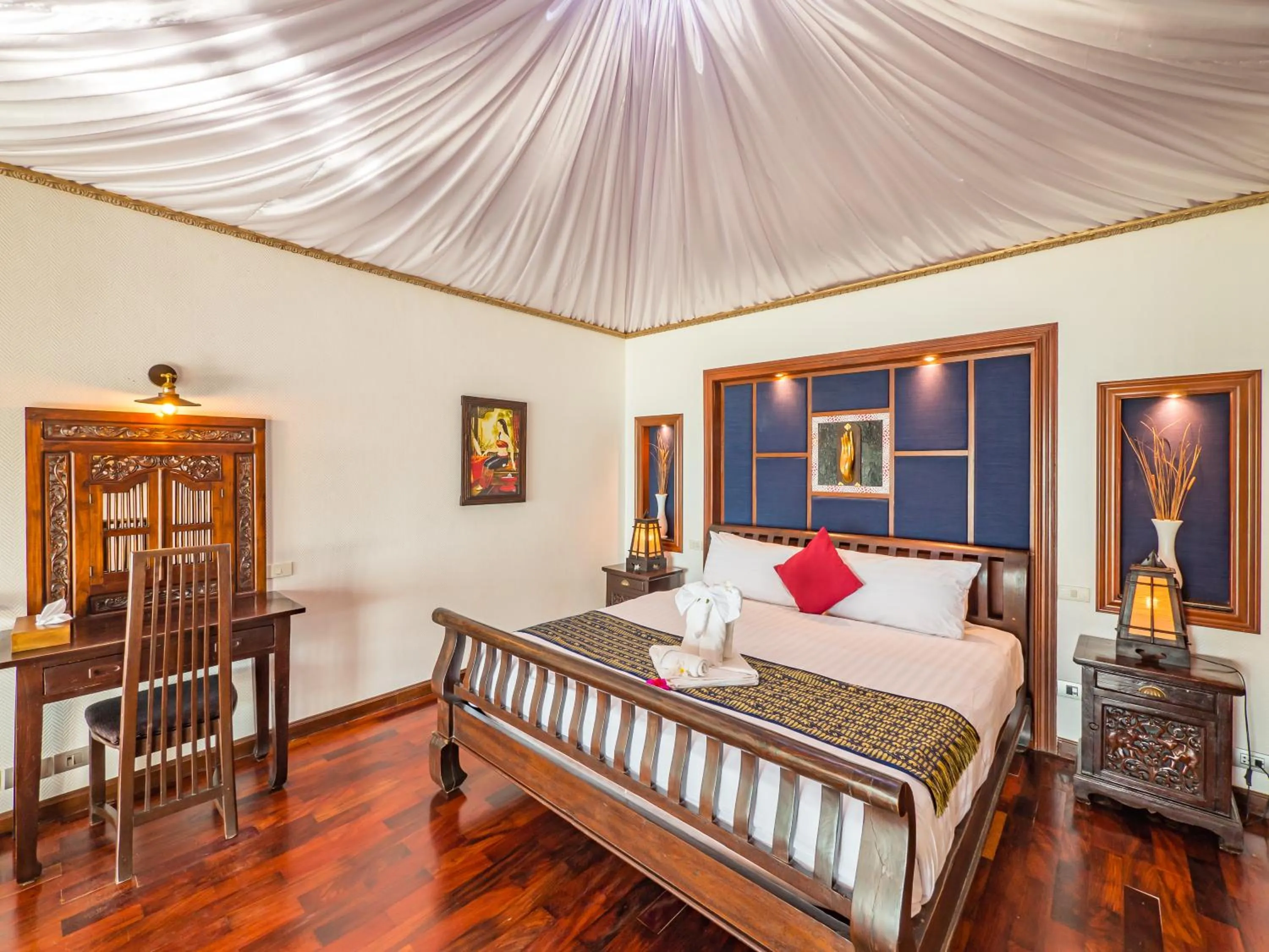 Bed in Sea Valley Resort