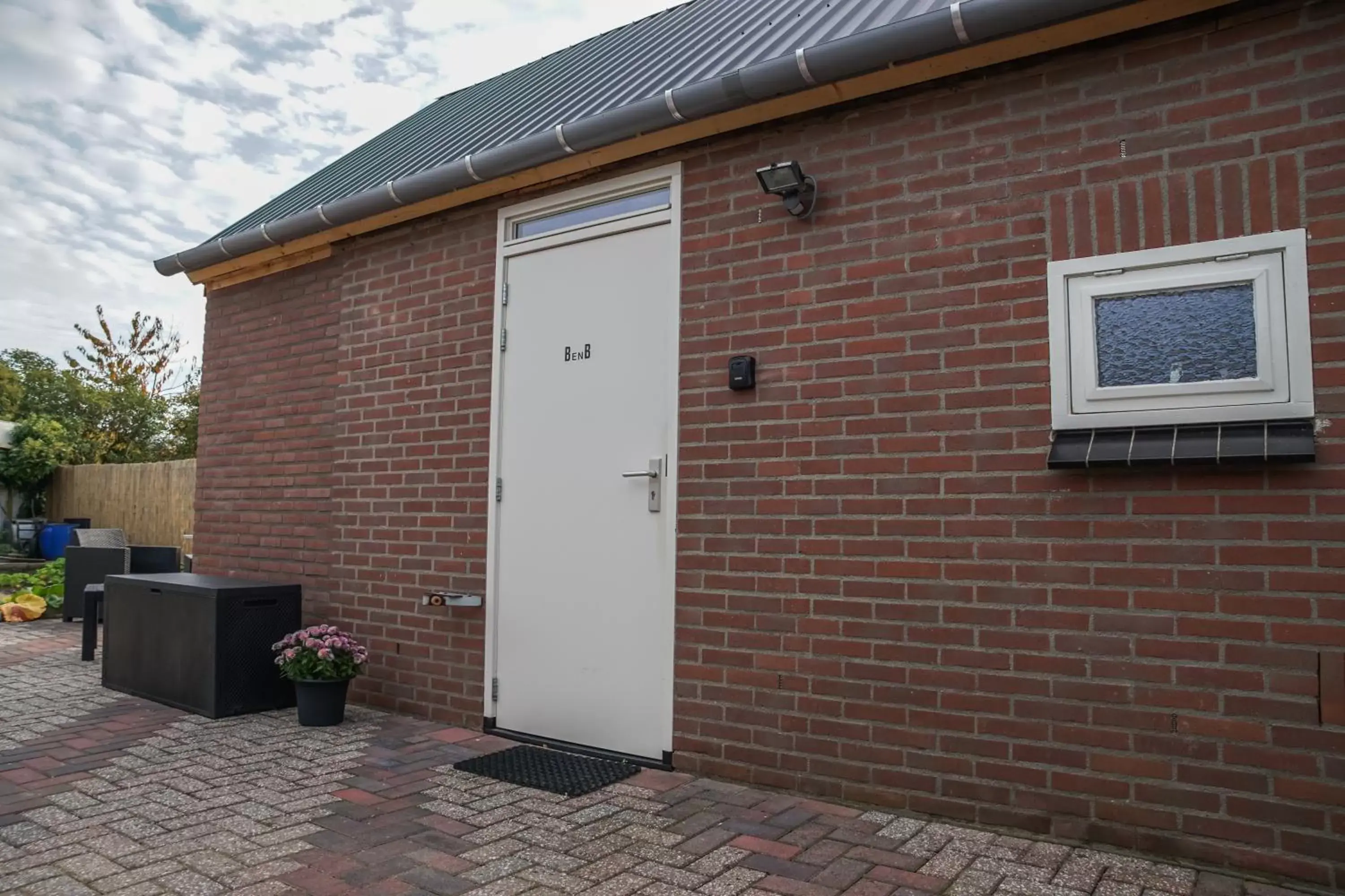 Property Building in Emmen bed and breakfast