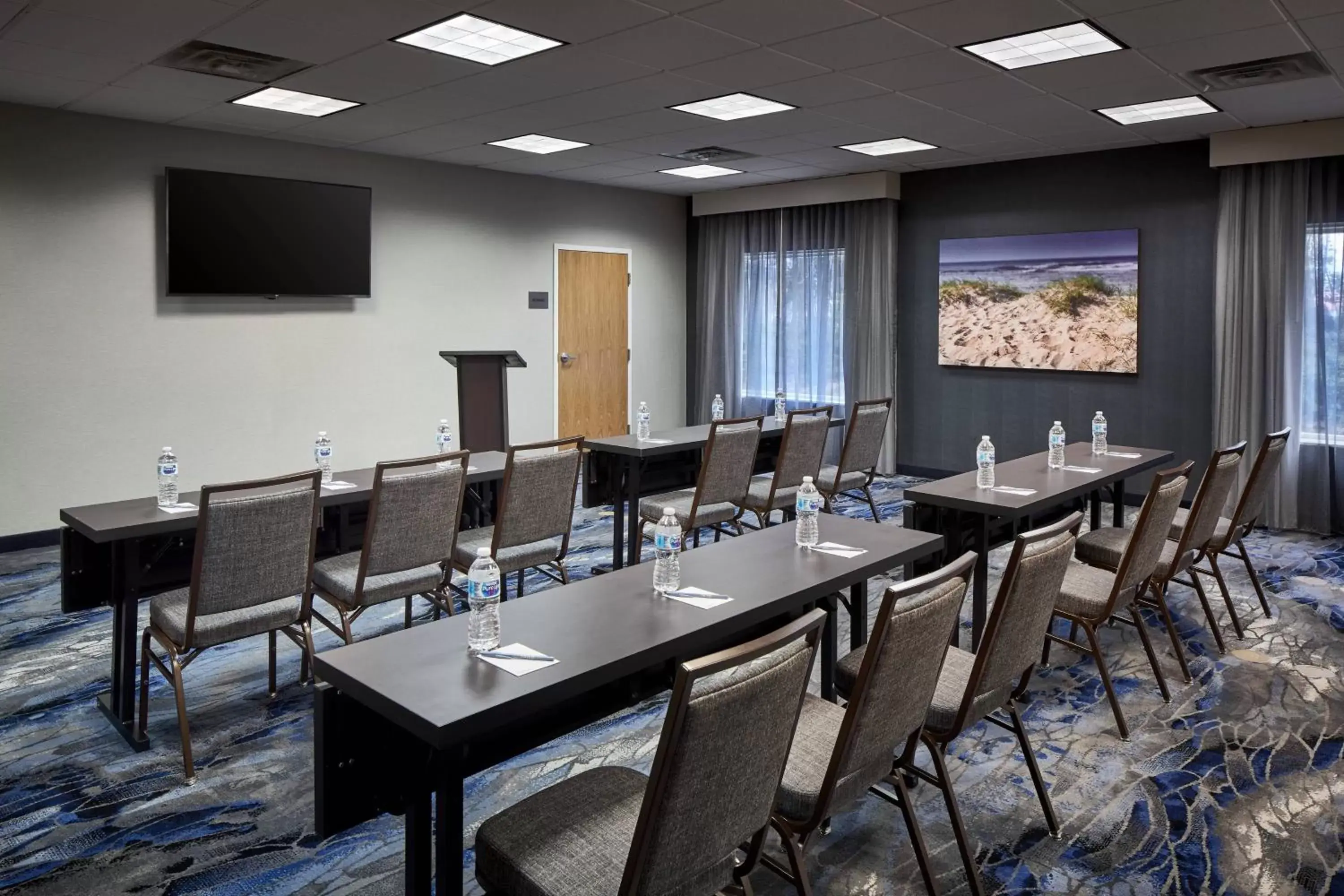 Meeting/conference room in Fairfield Inn & Suites by Marriott Virginia Beach/Norfolk Airport