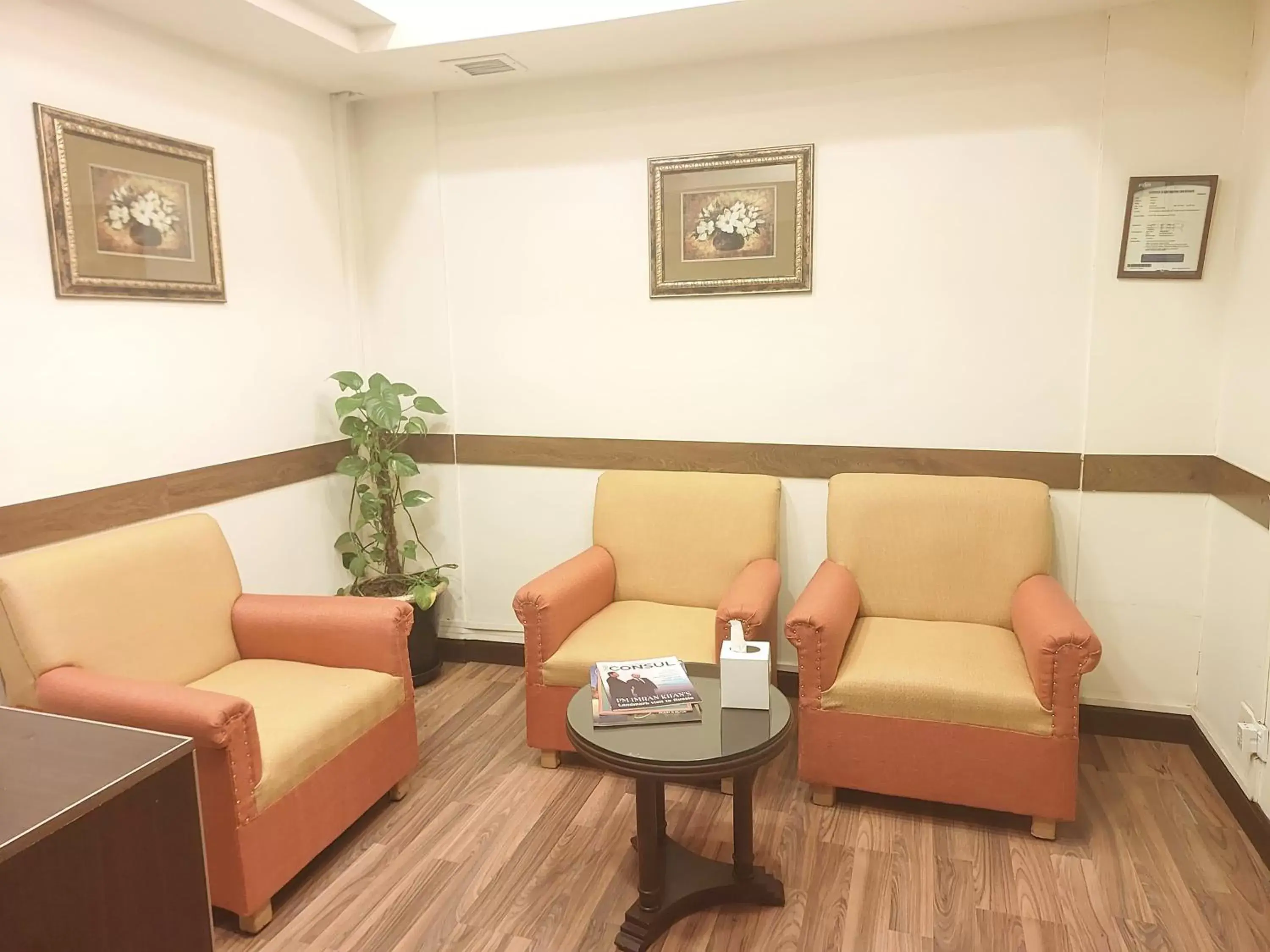 Business facilities, Seating Area in Pearl Continental Hotel, Rawalpindi