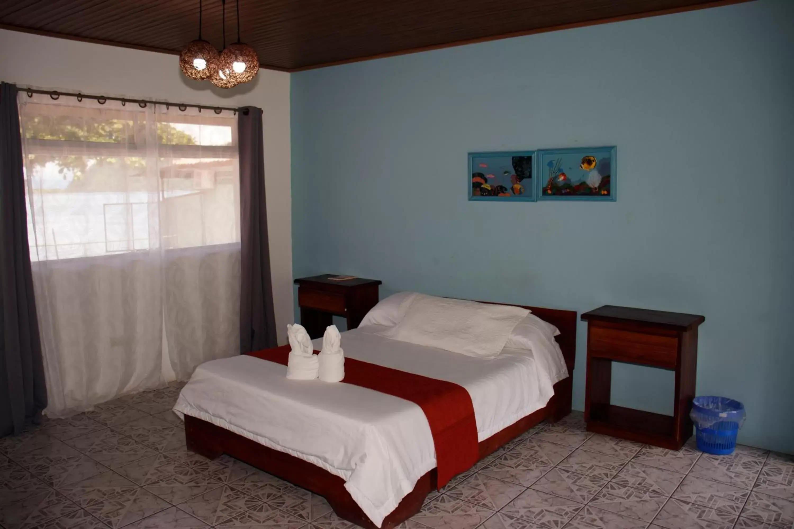 Photo of the whole room, Bed in Hotel Samoa del Sur