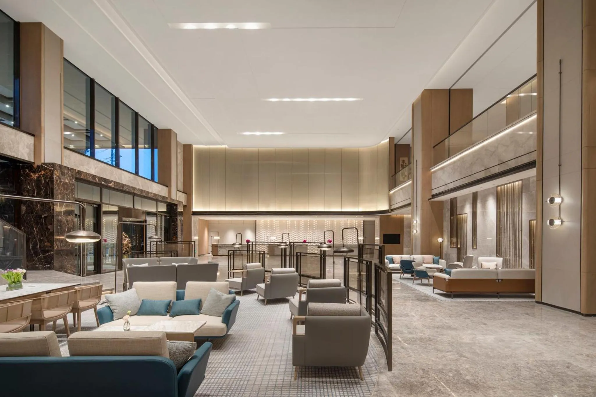 Lounge or bar in Crowne Plaza Shanghai Jinxiu by IHG