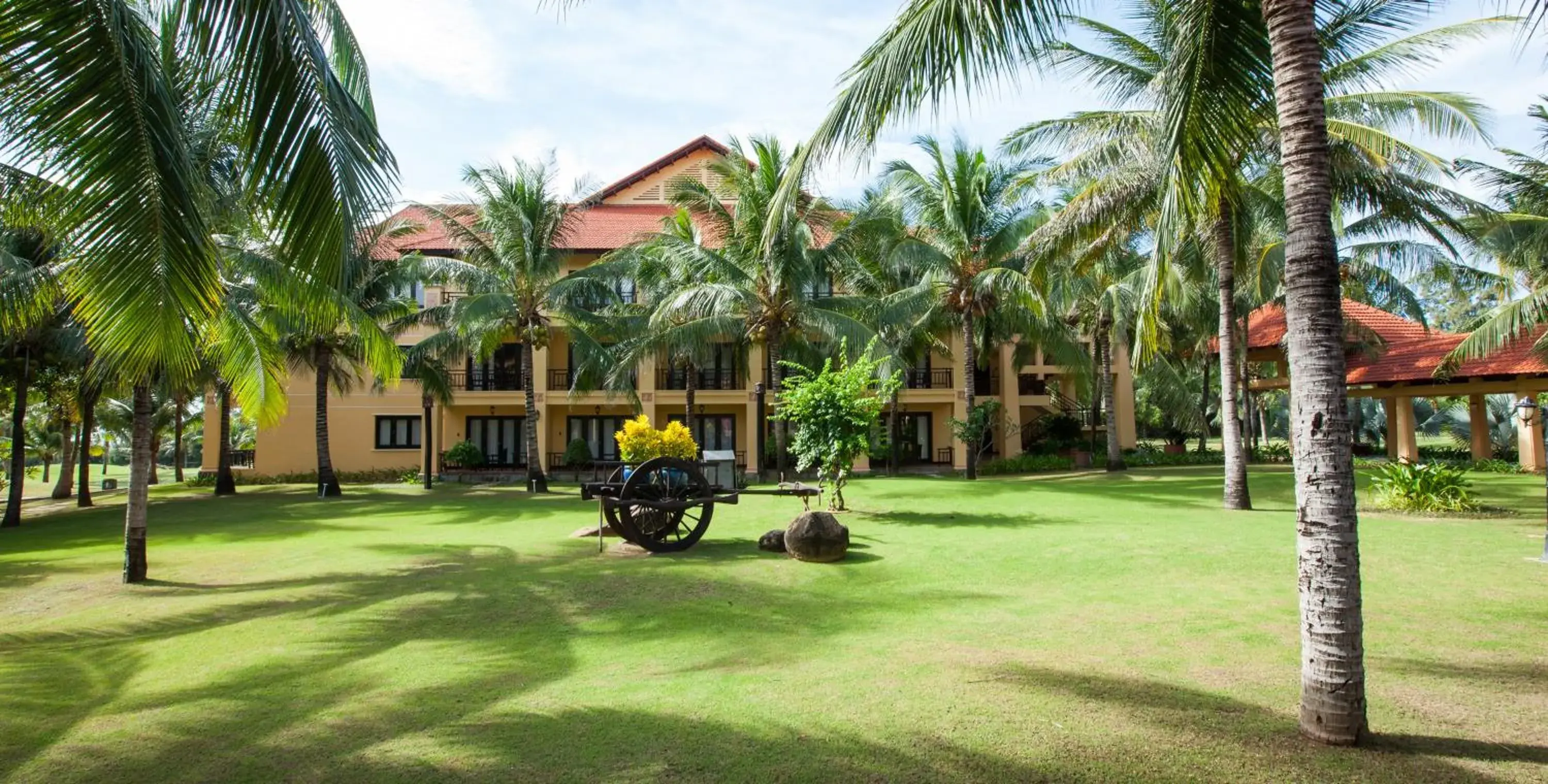 Garden, Property Building in Pandanus Resort