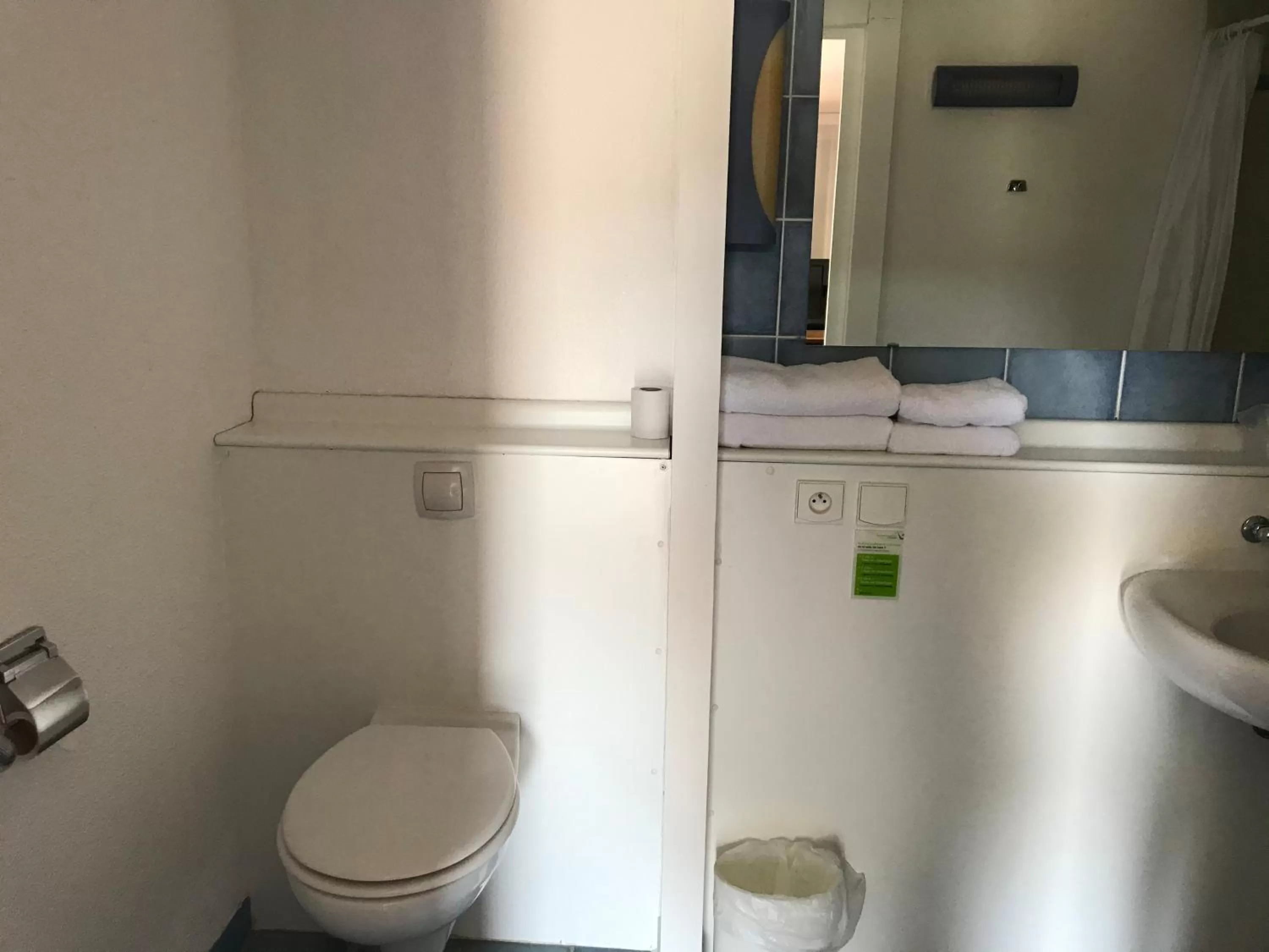 Double Room in Hôtel Campanile Cahors