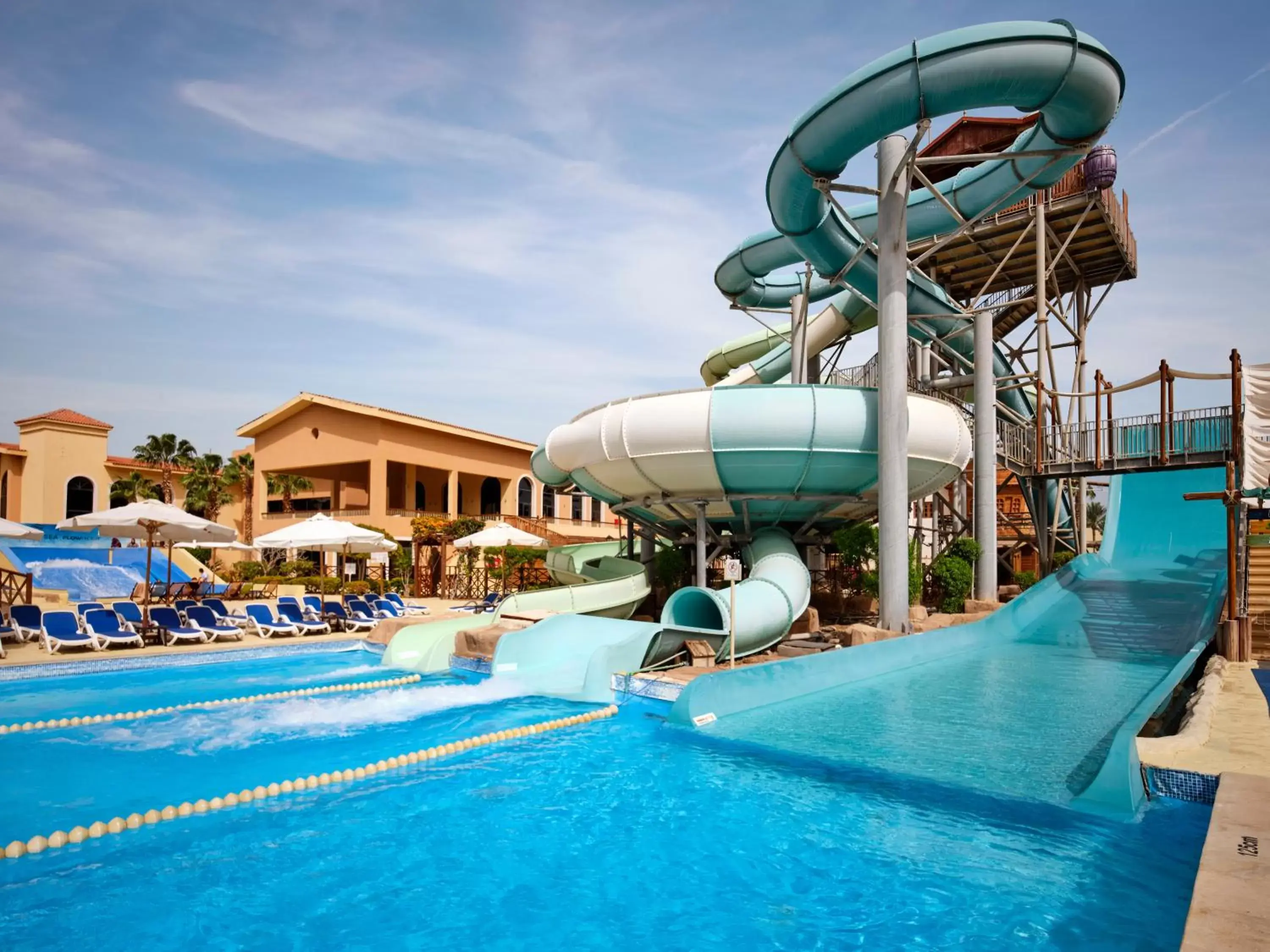 Swimming pool, Water Park in Coral Sea Aqua Club Resort