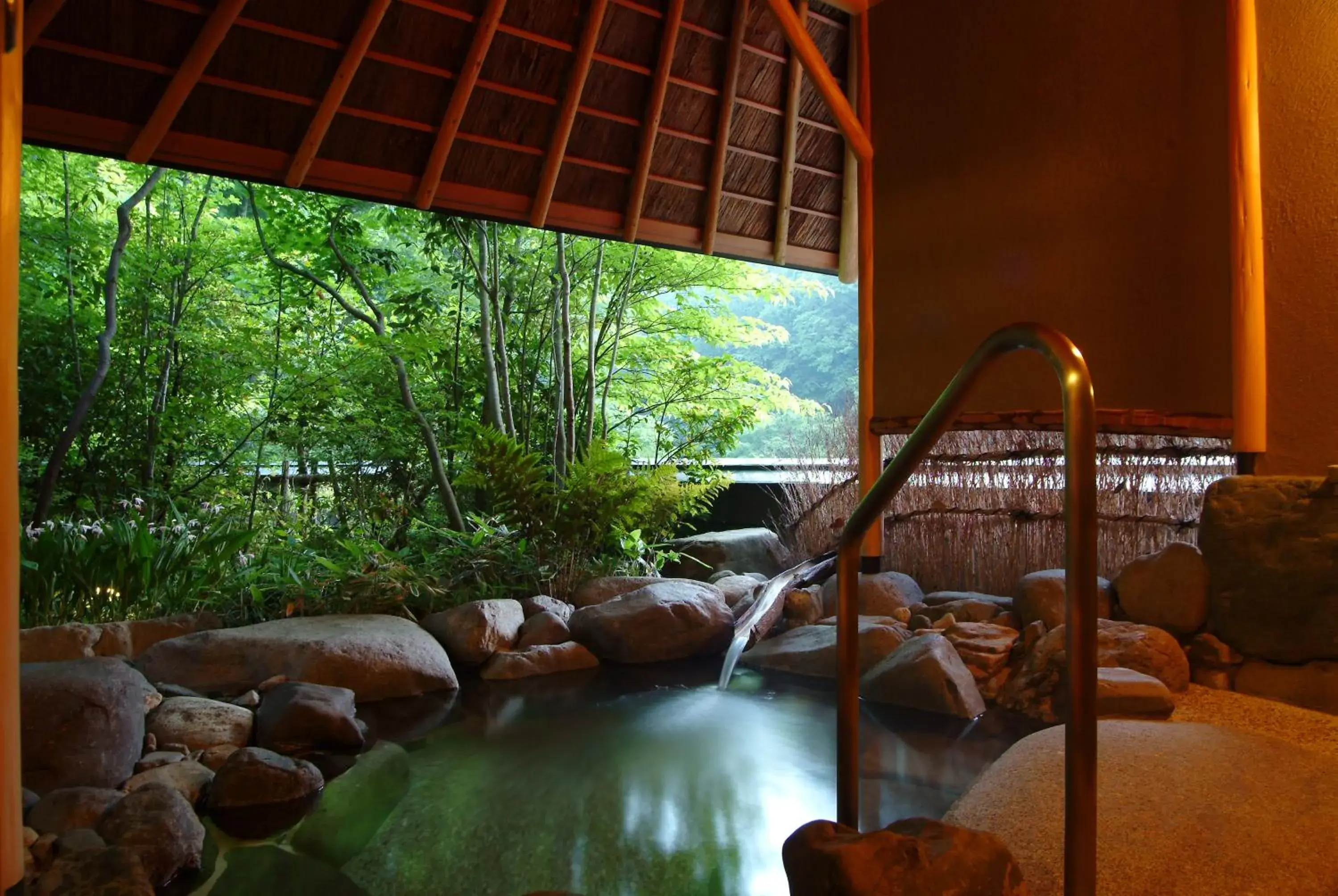 Open Air Bath in Kinosaki Onsen Nishimuraya Hotel Shogetsutei